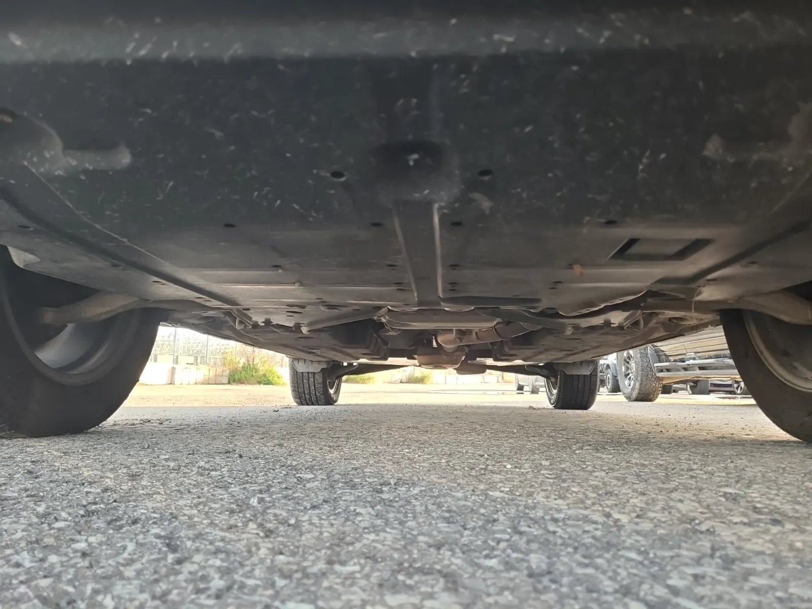 Undercarriage - Front Photo