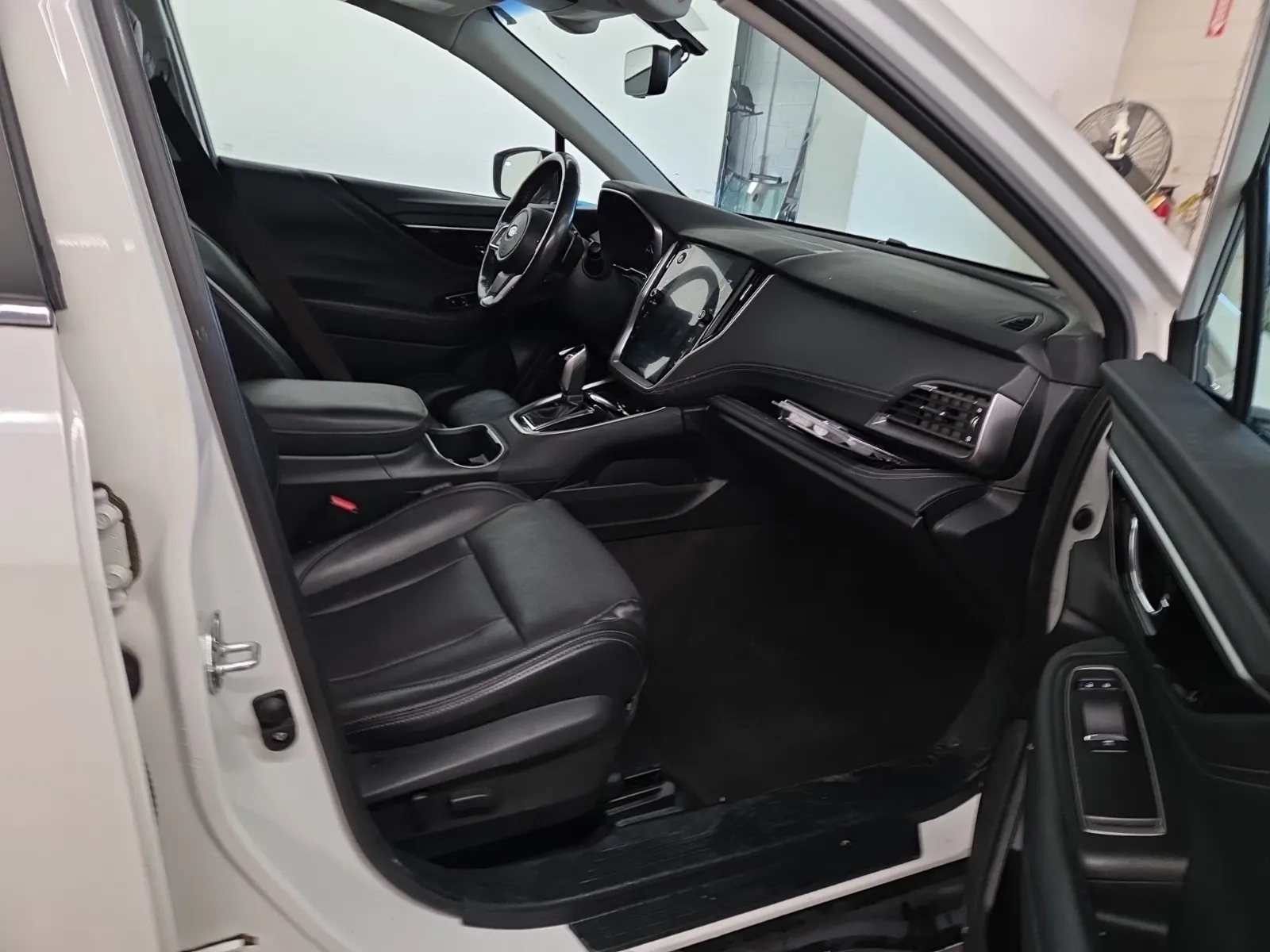Right Side Interior Photo
