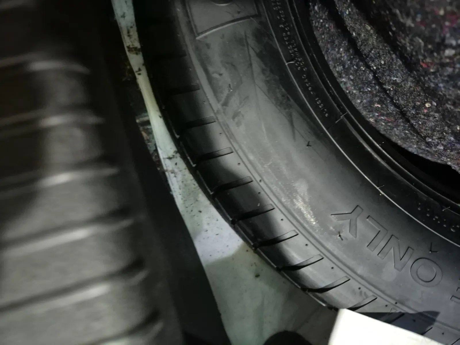 Spare Tire & Wheel Photo