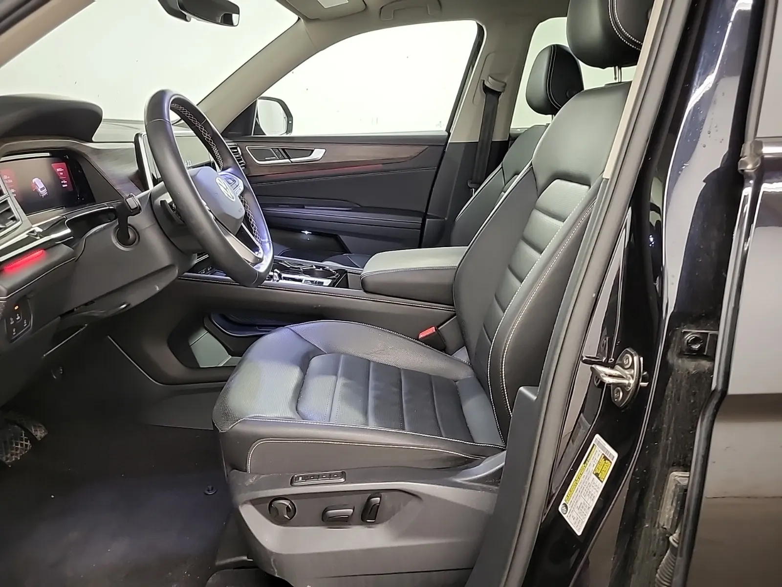 Front Interior Photo