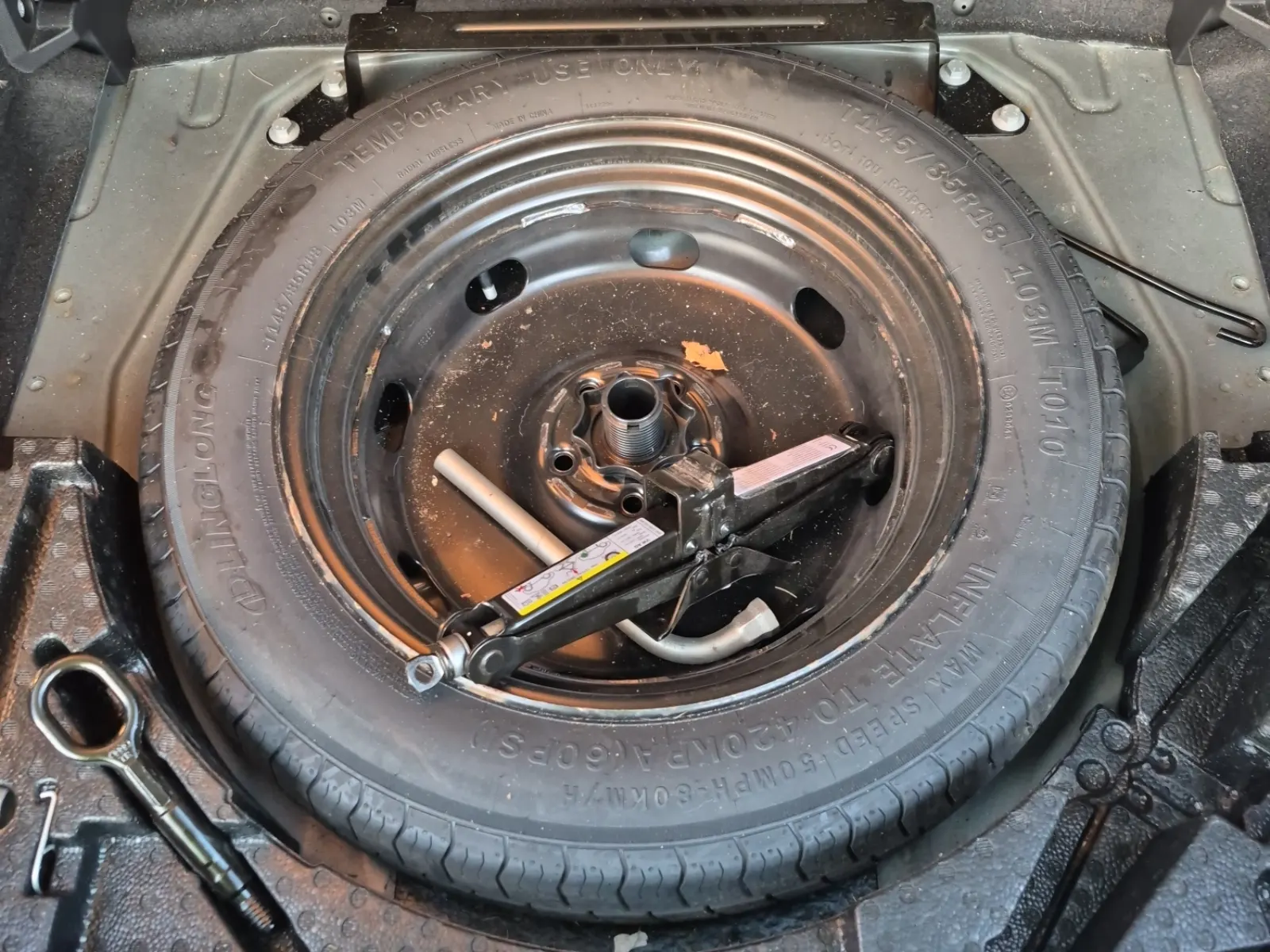 Spare Tire & Wheel Photo