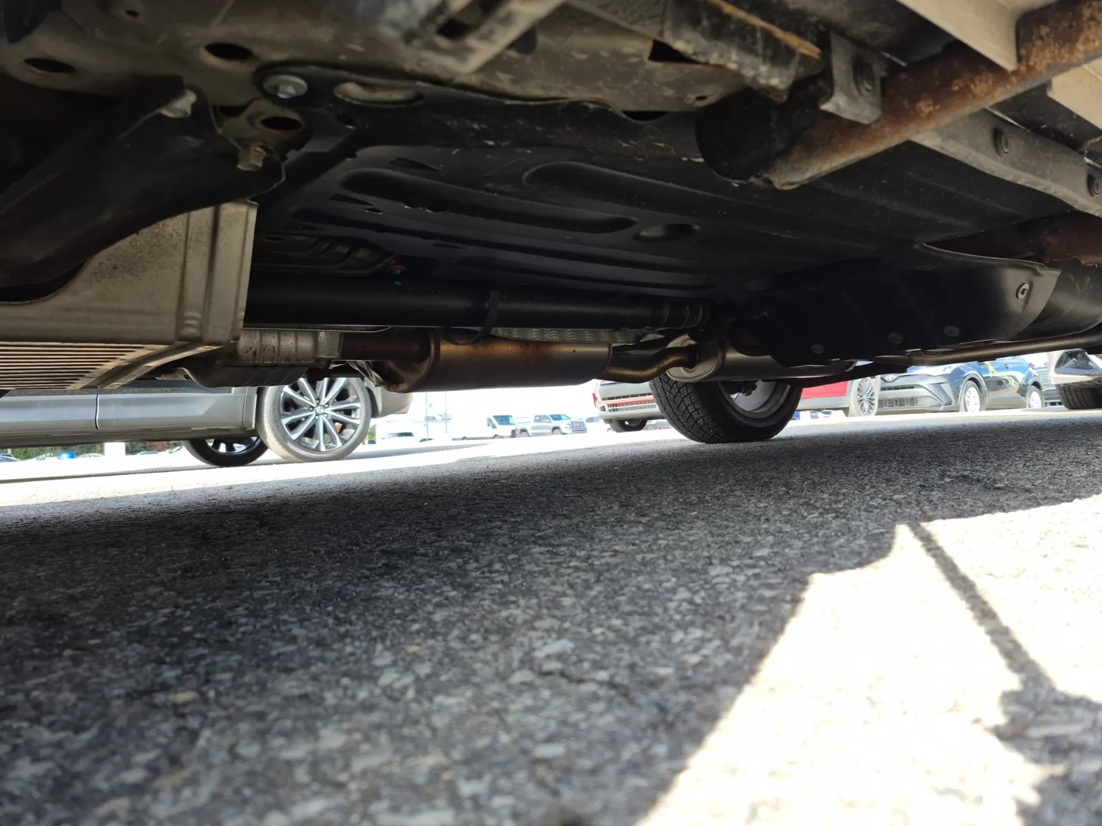 Undercarriage - Driver Photo