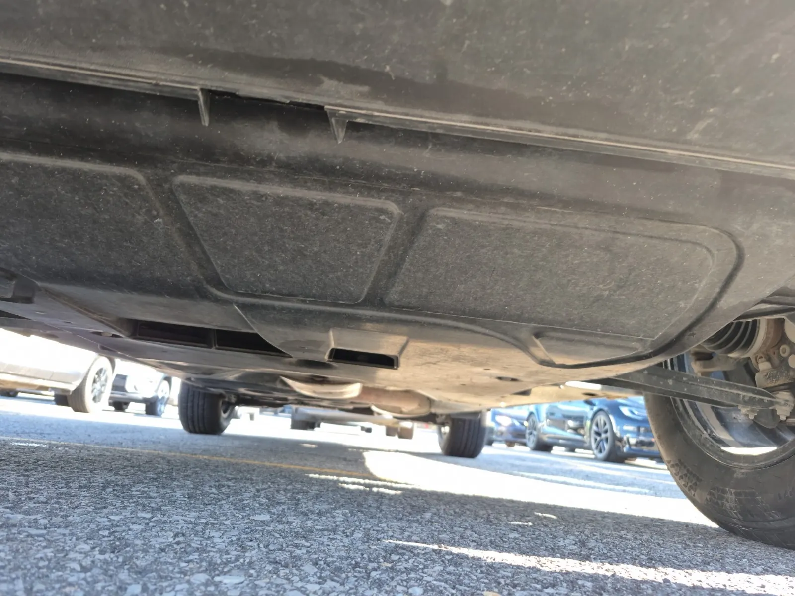 Undercarriage - Front Photo