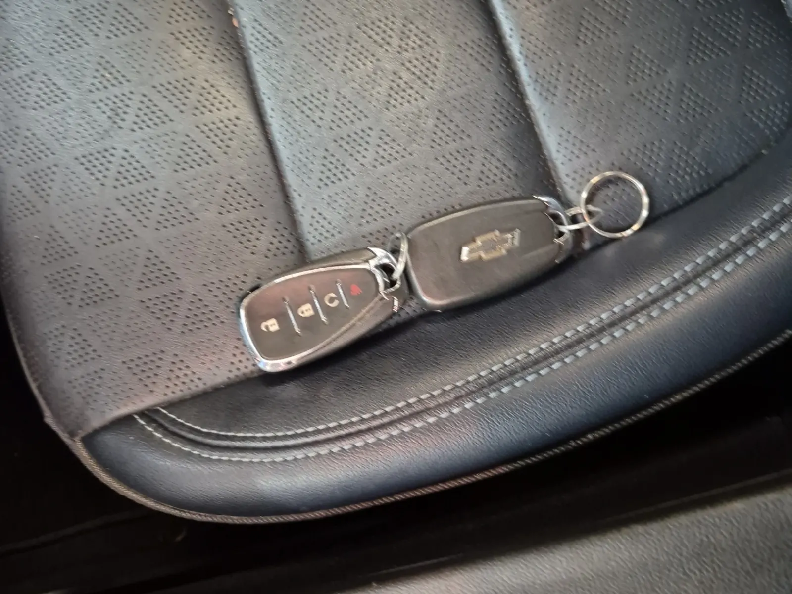 Keys/Fobs/Manual Photo