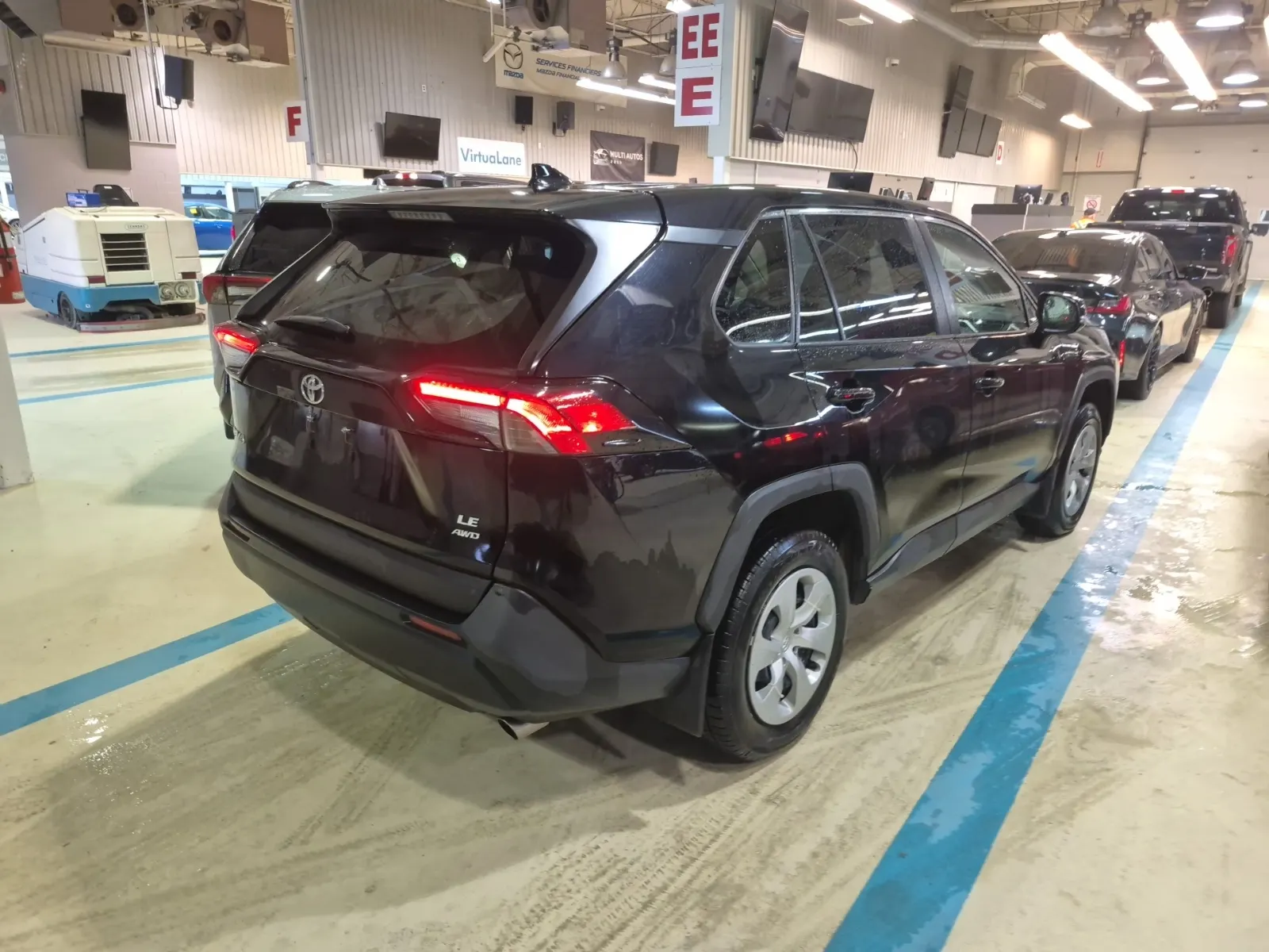 Passenger Rear 3/4 Photo