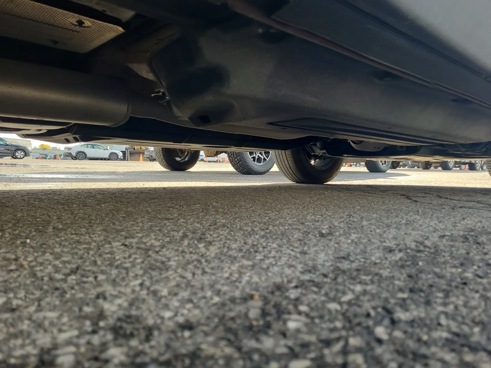 Undercarriage - Passenger Photo