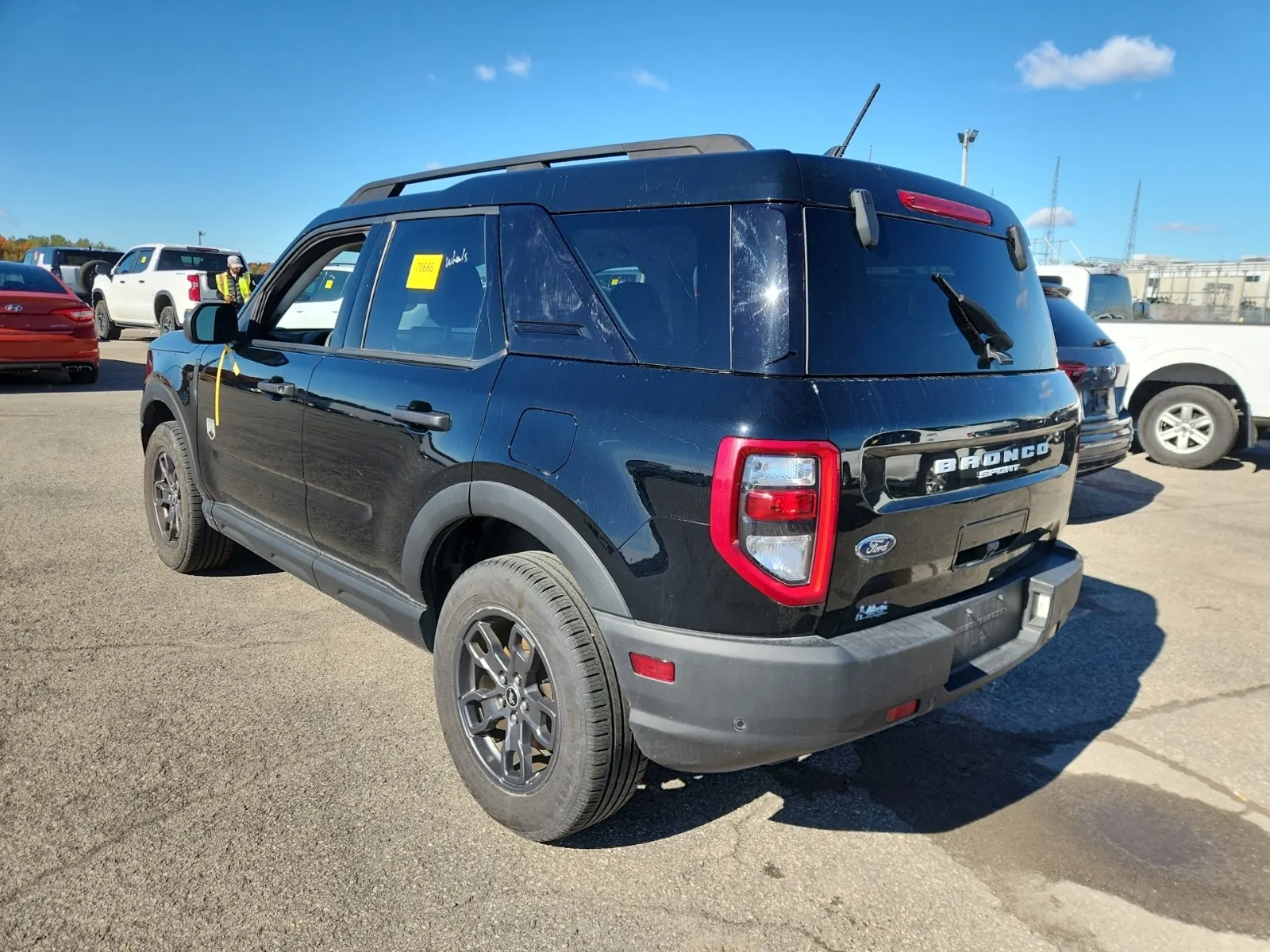 Driver Rear 3/4 Photo