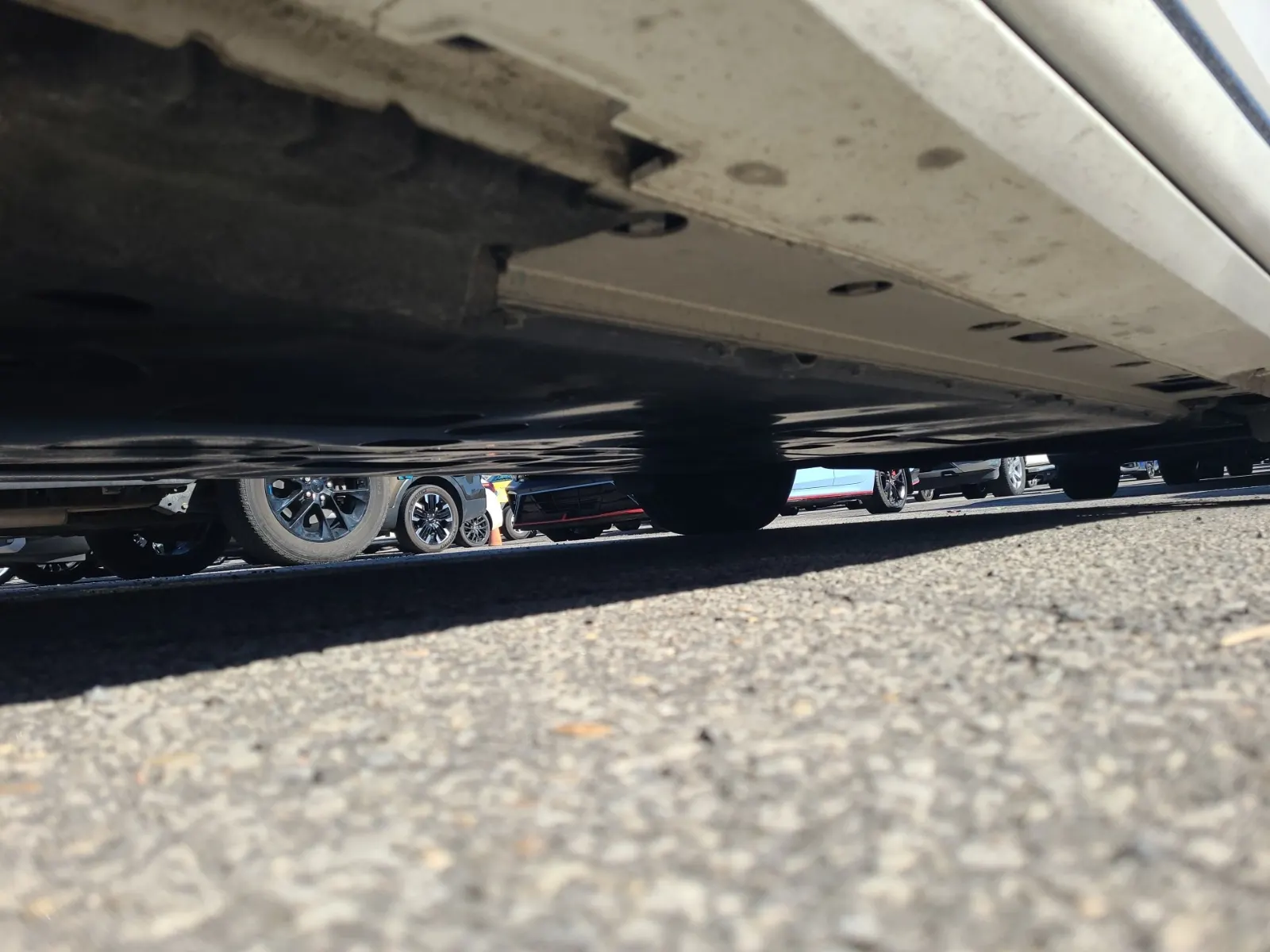 Undercarriage - Driver Photo