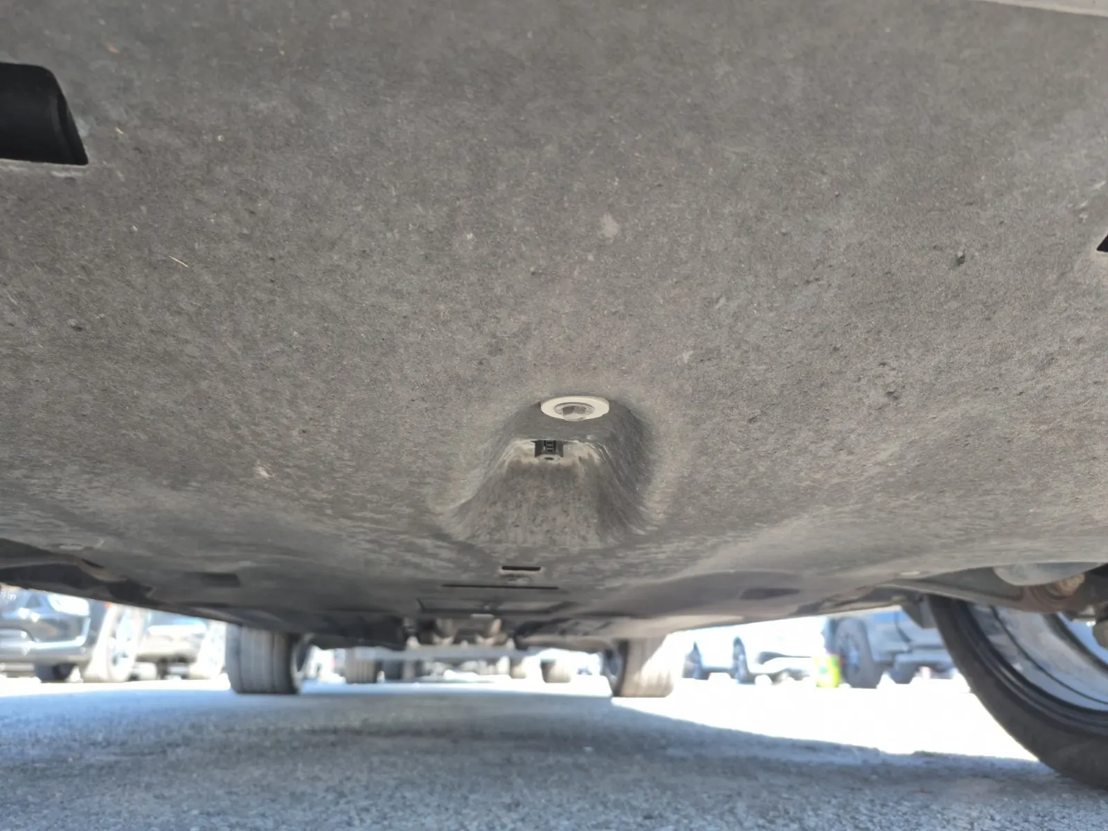Undercarriage - Front Photo