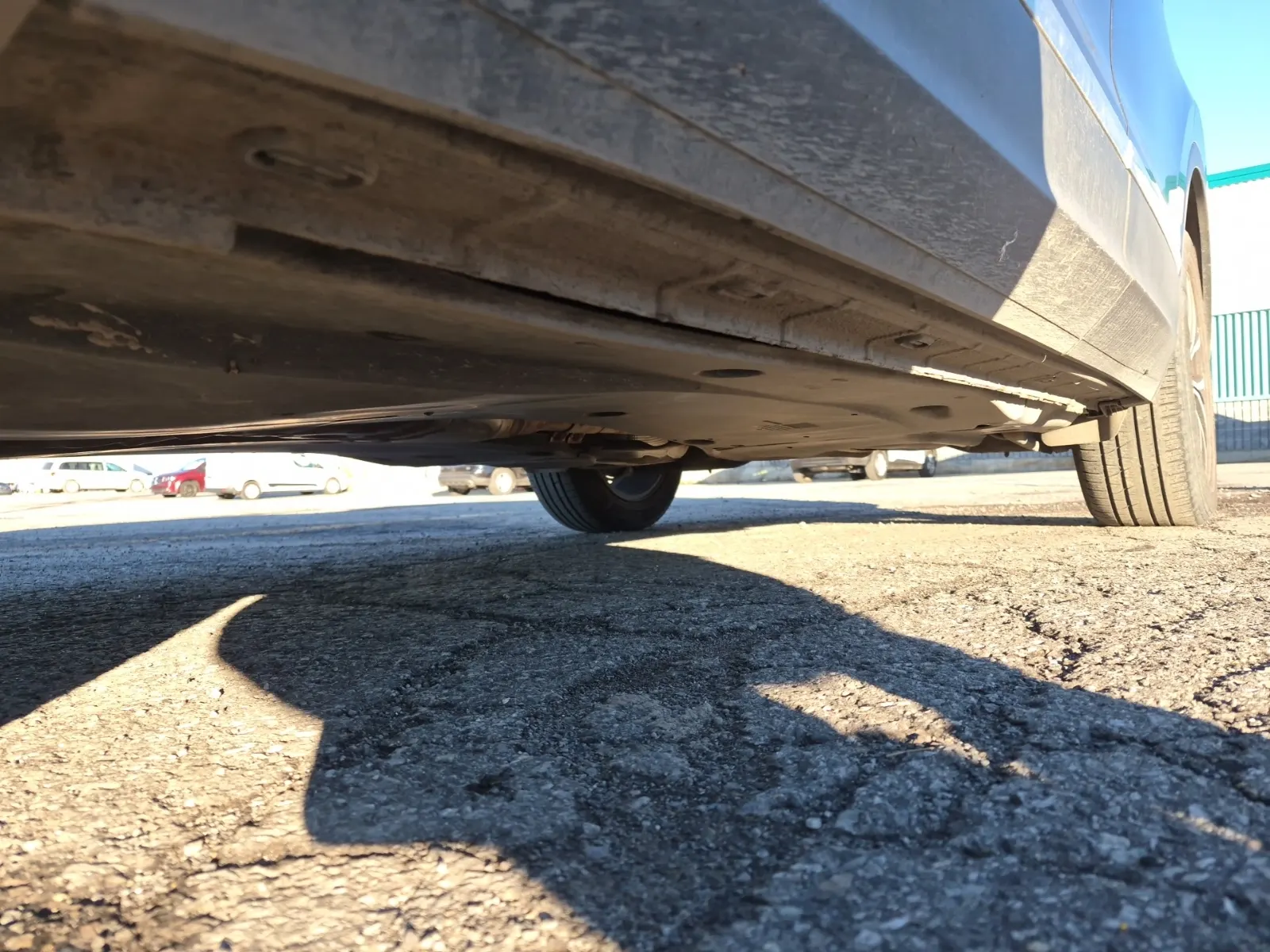 Undercarriage - Driver Photo
