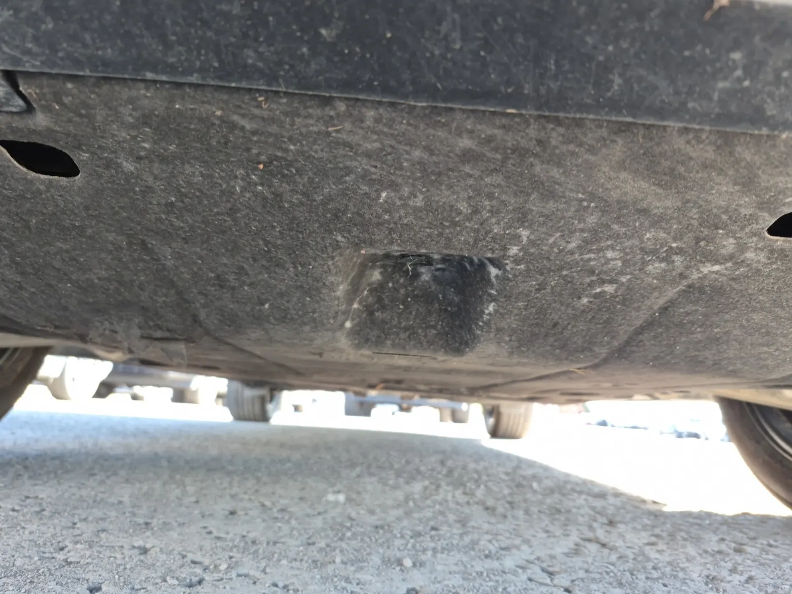 Undercarriage - Front Photo