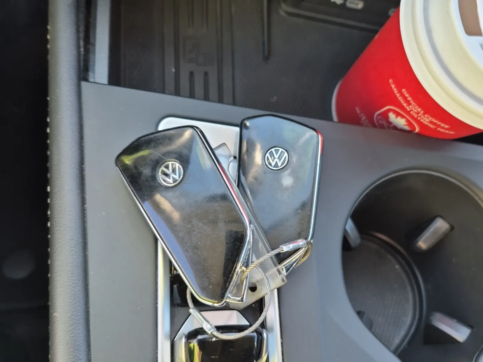 Keys/Fobs/Manual Photo