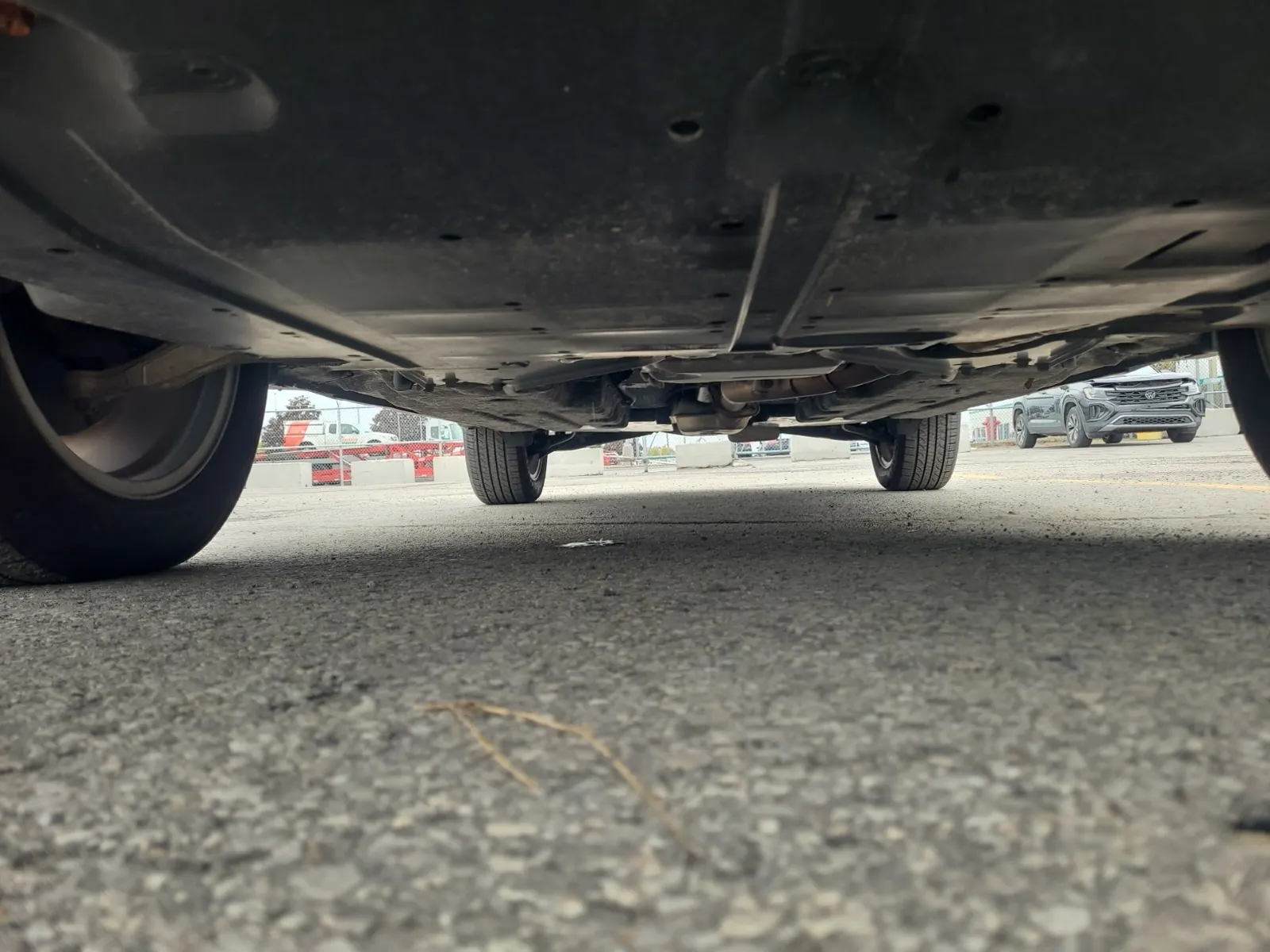 Undercarriage - Front Photo