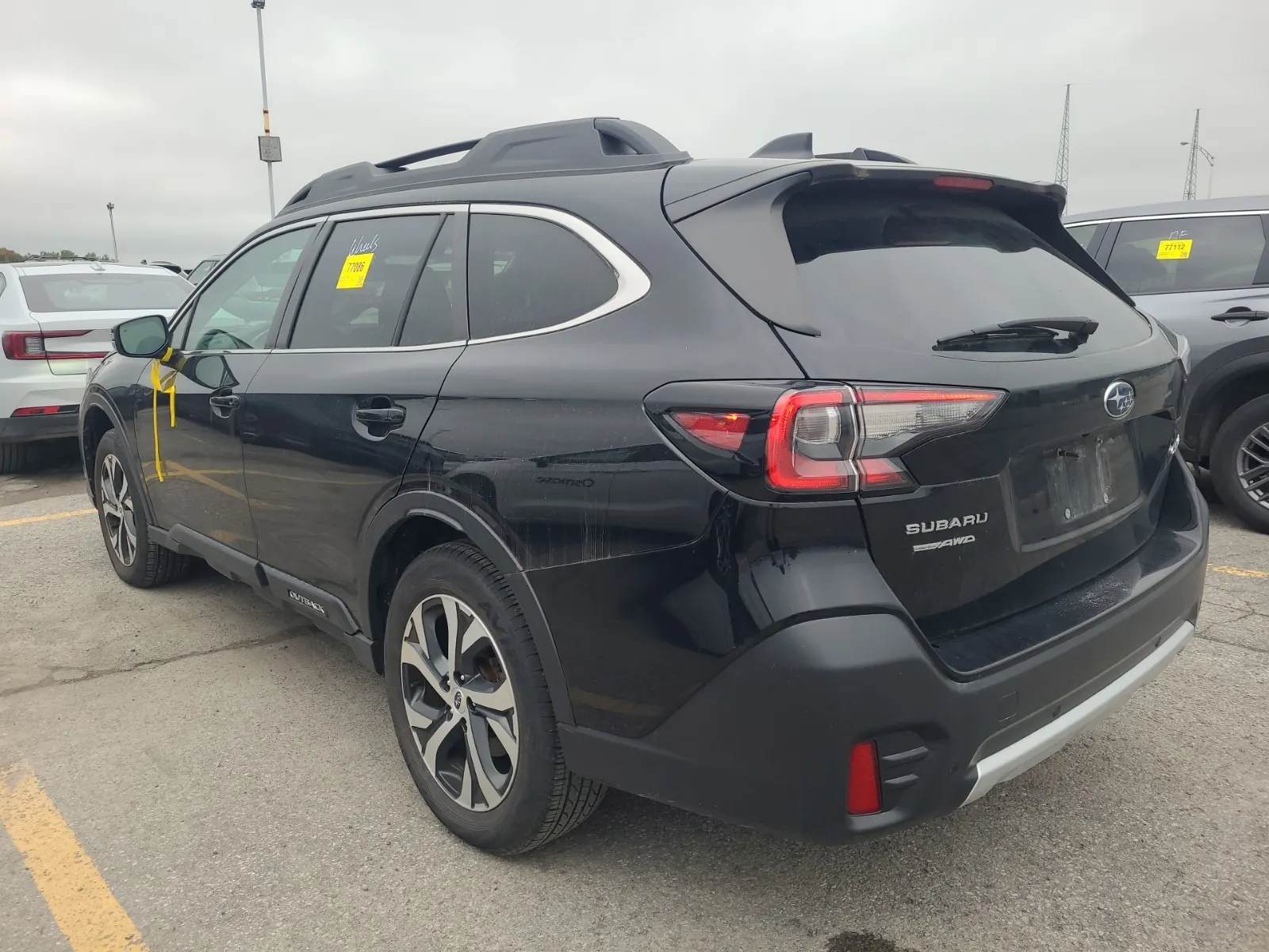 Driver Rear 3/4 Photo