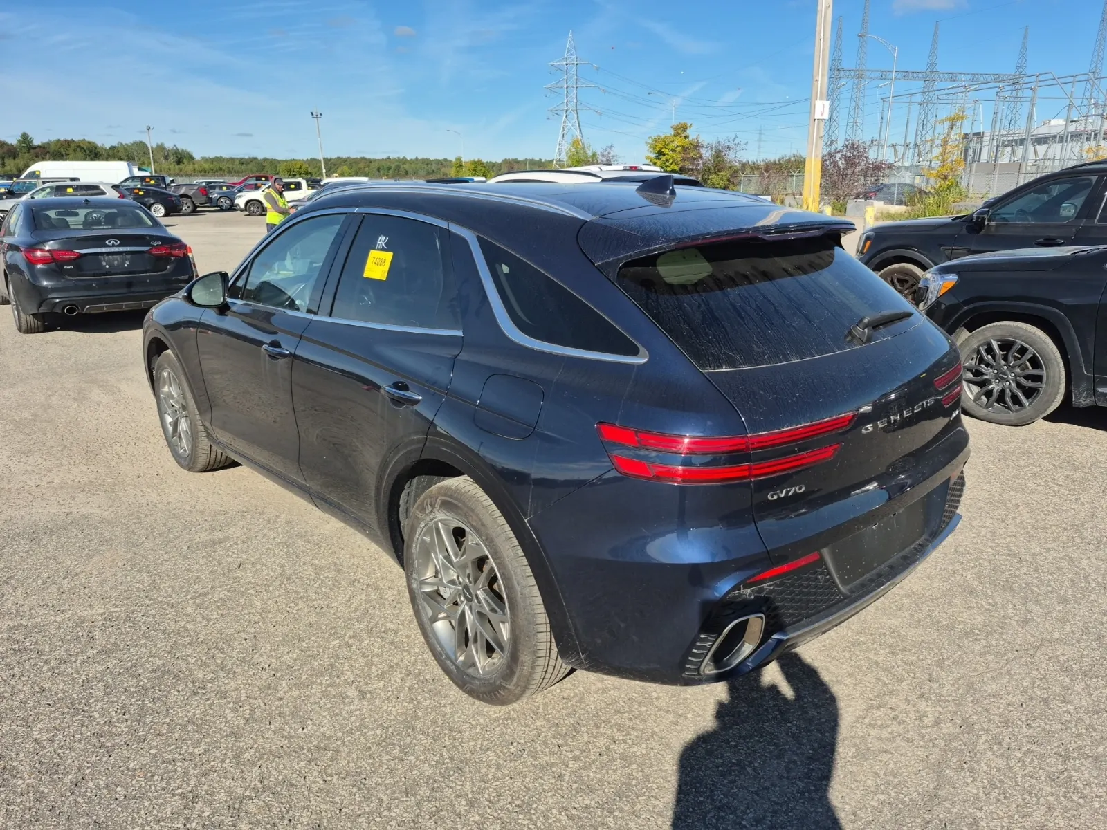 Driver Rear 3/4 Photo