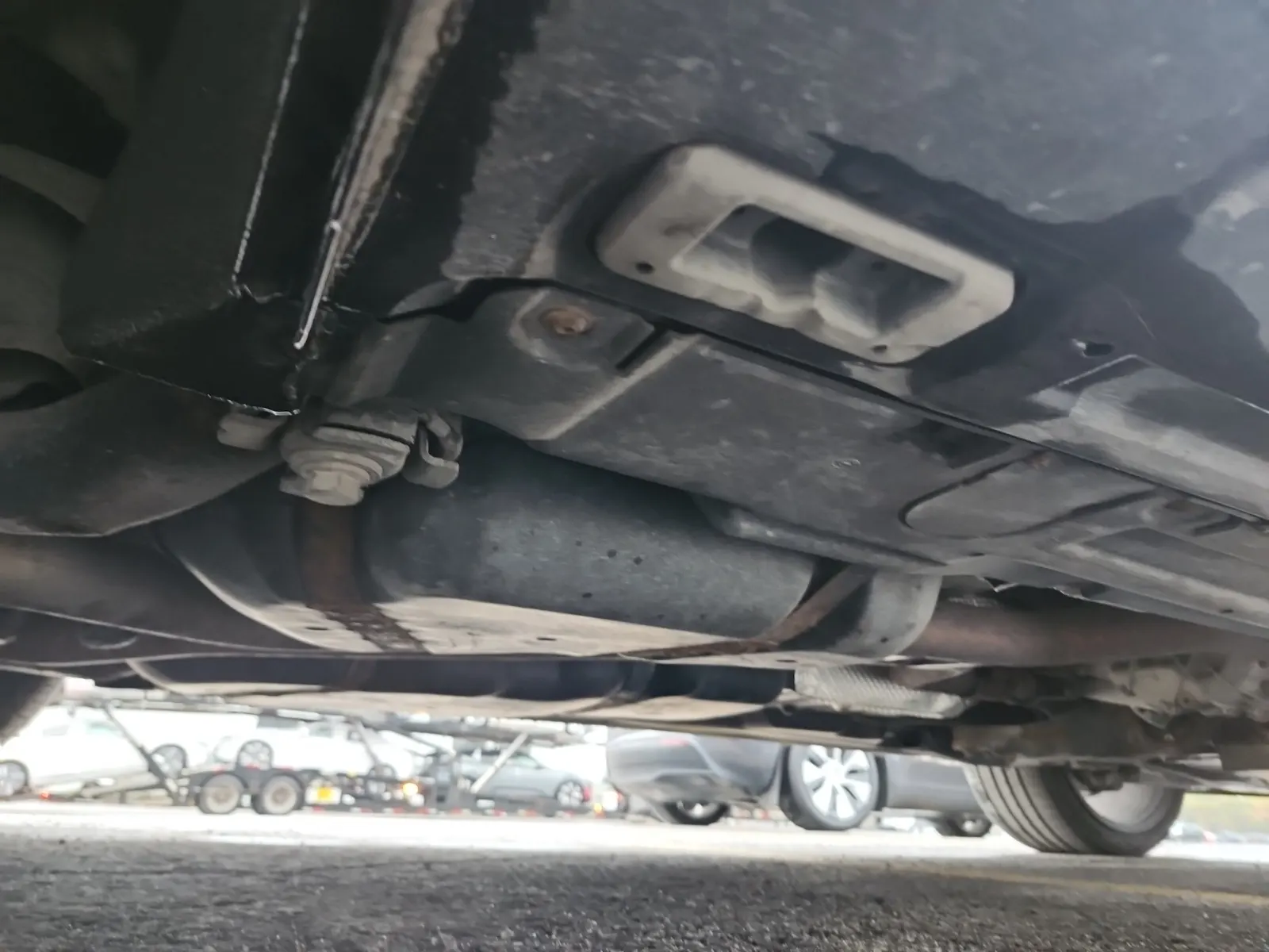 Undercarriage - Passenger Photo