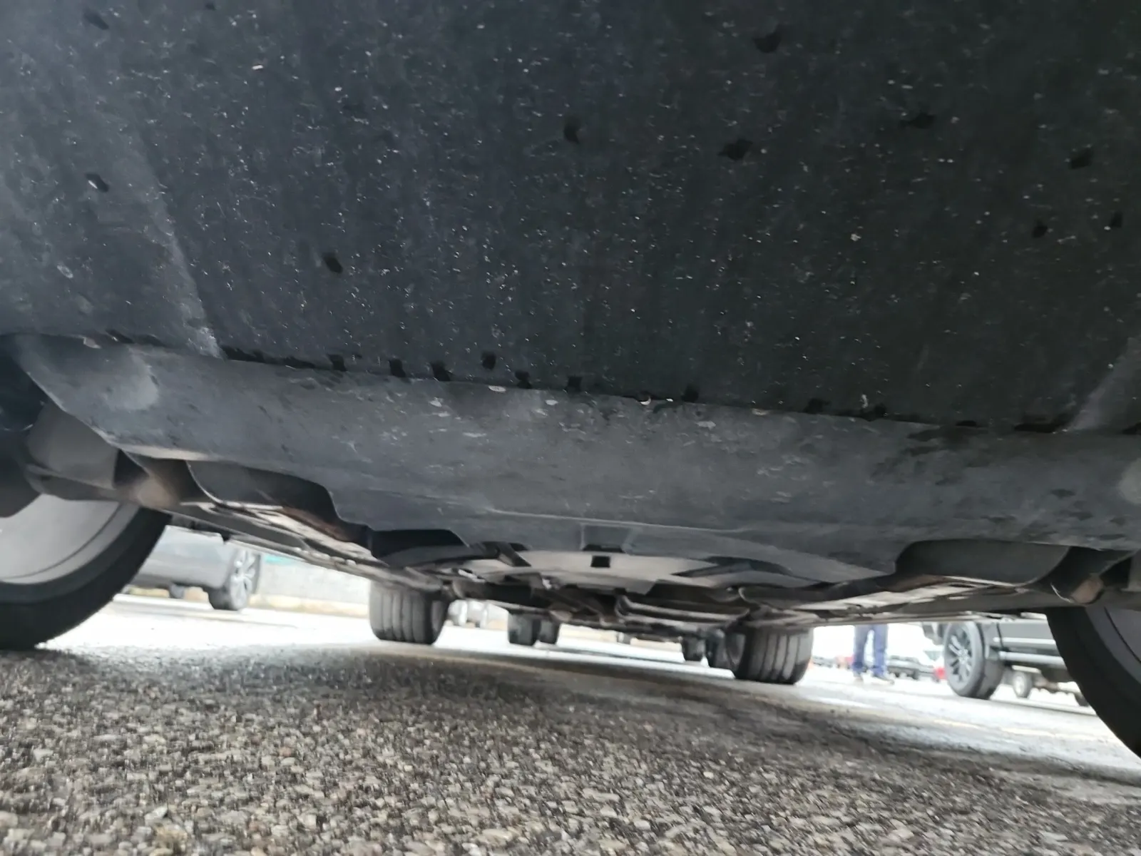 Undercarriage - Front Photo
