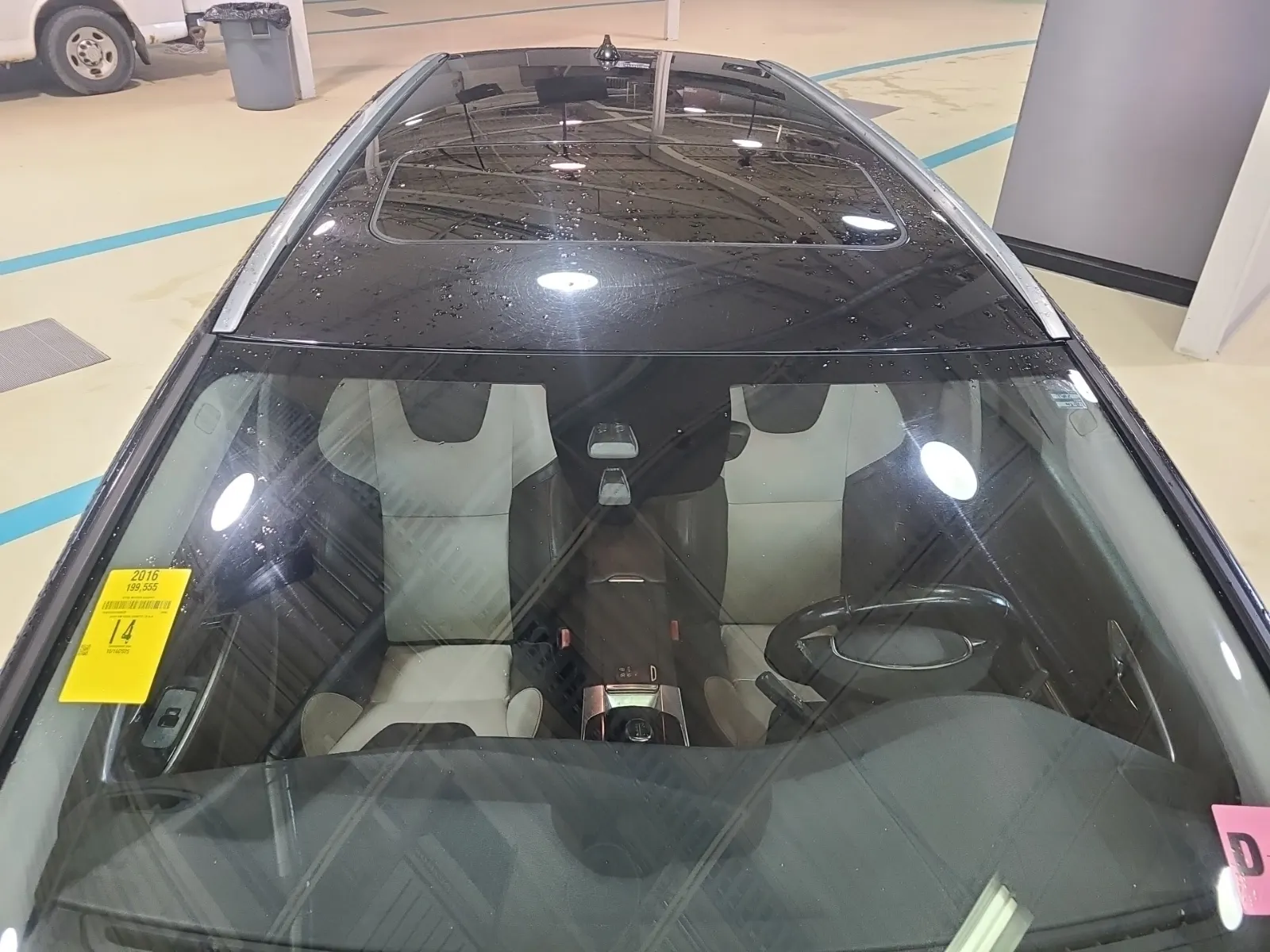 Exterior Roof Photo