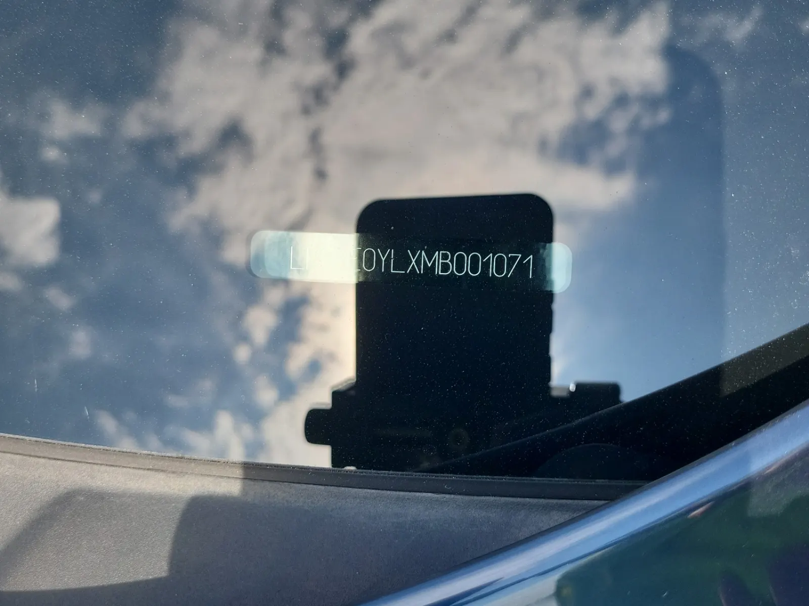 Dash VIN Plate Photo