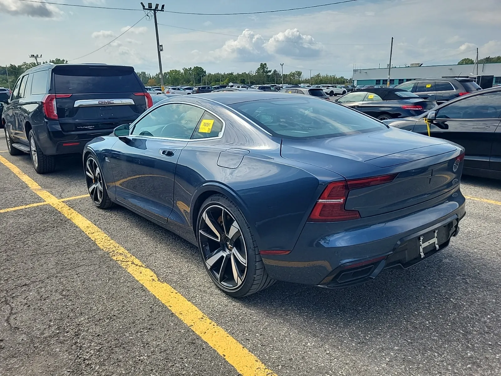 Driver Rear 3/4 Photo