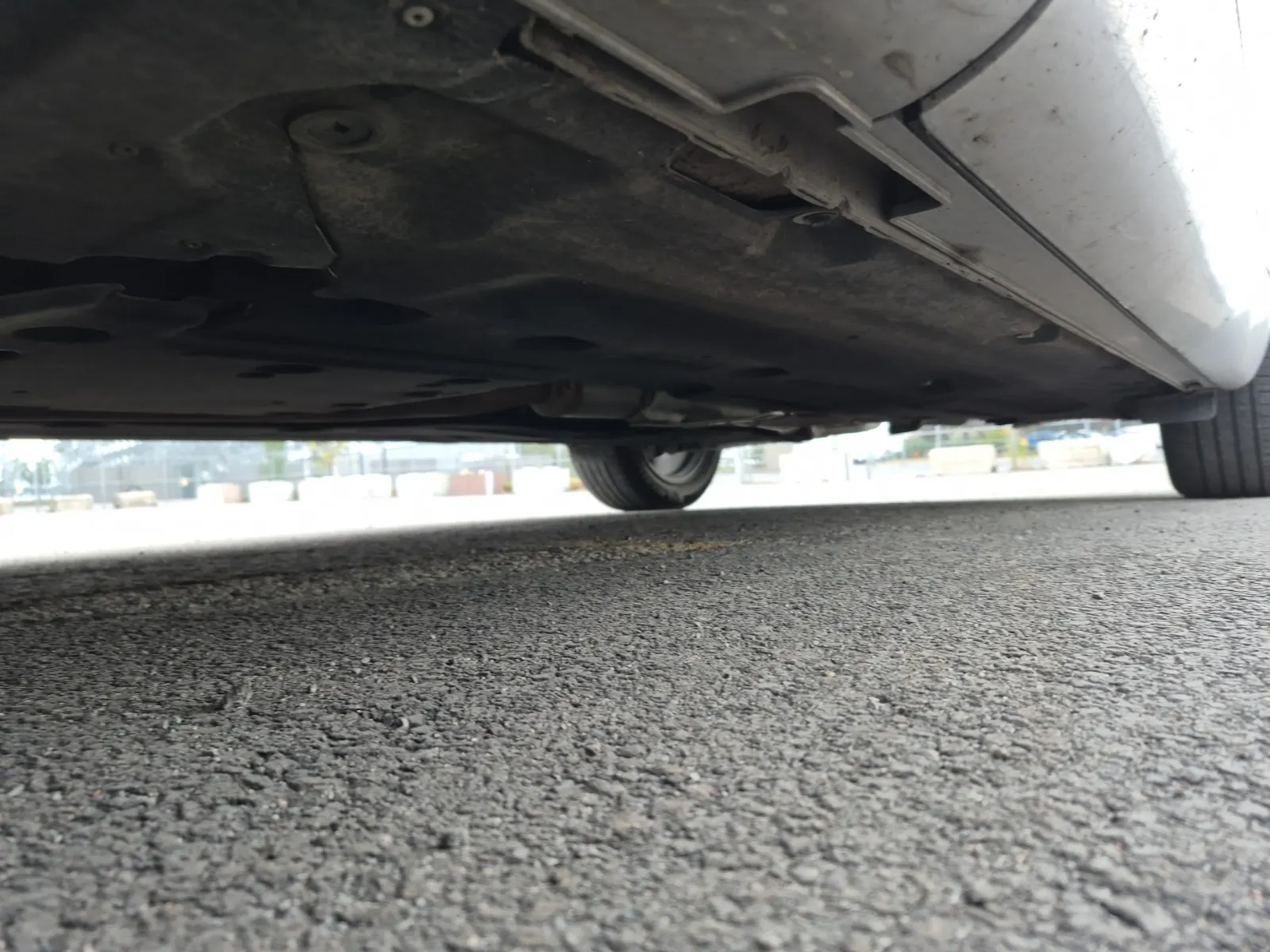 Undercarriage - Driver Photo
