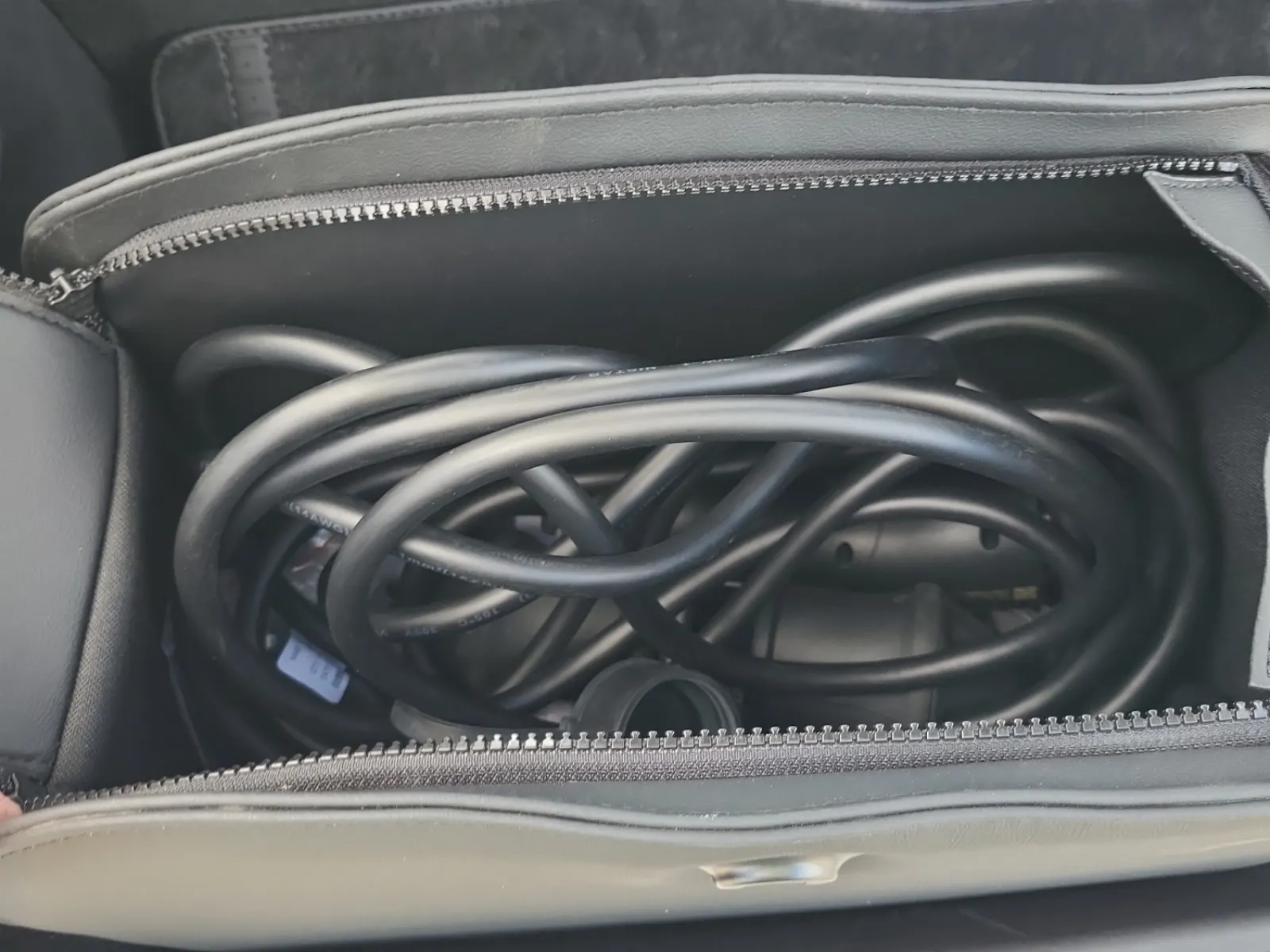 Charging Cable Photo