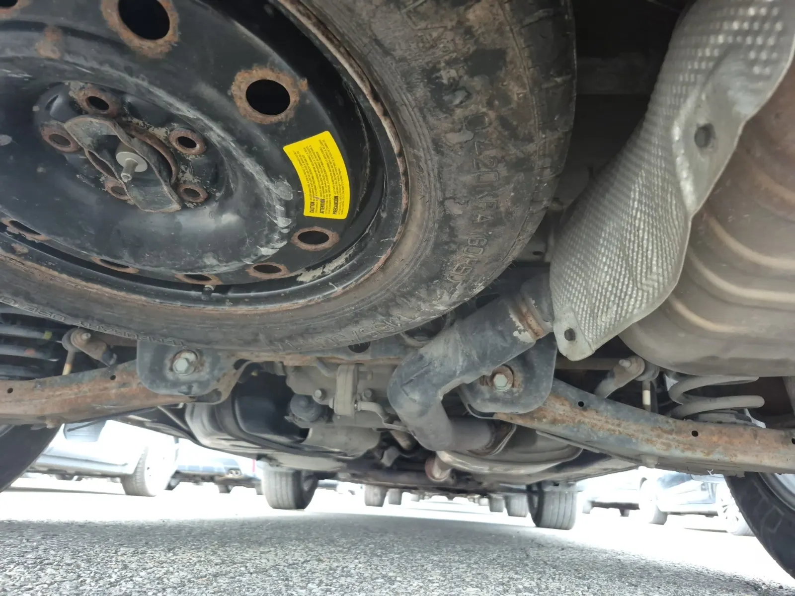 Undercarriage - Rear Photo