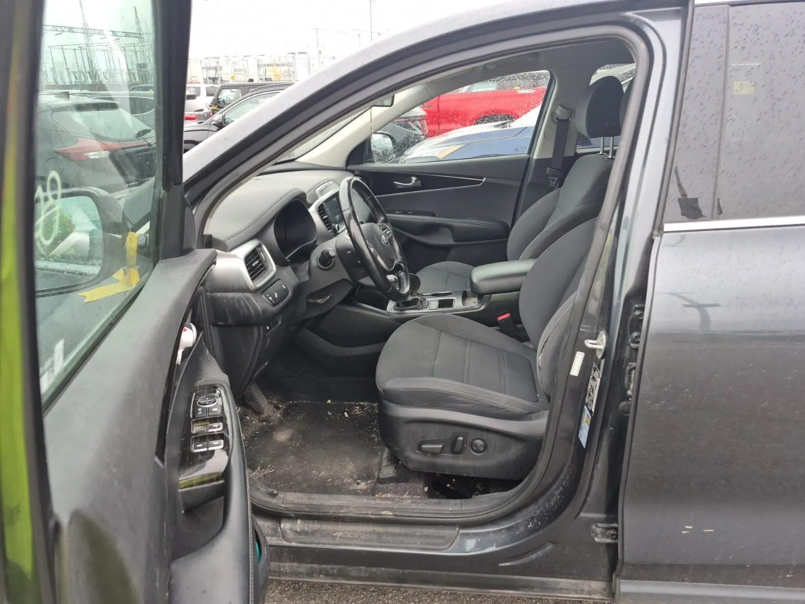 Front Interior Photo