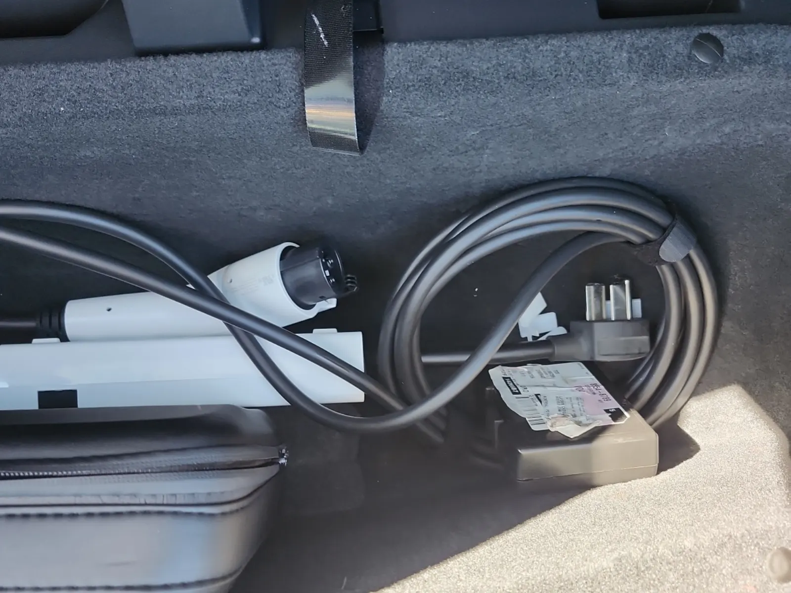 Charging Cable Photo