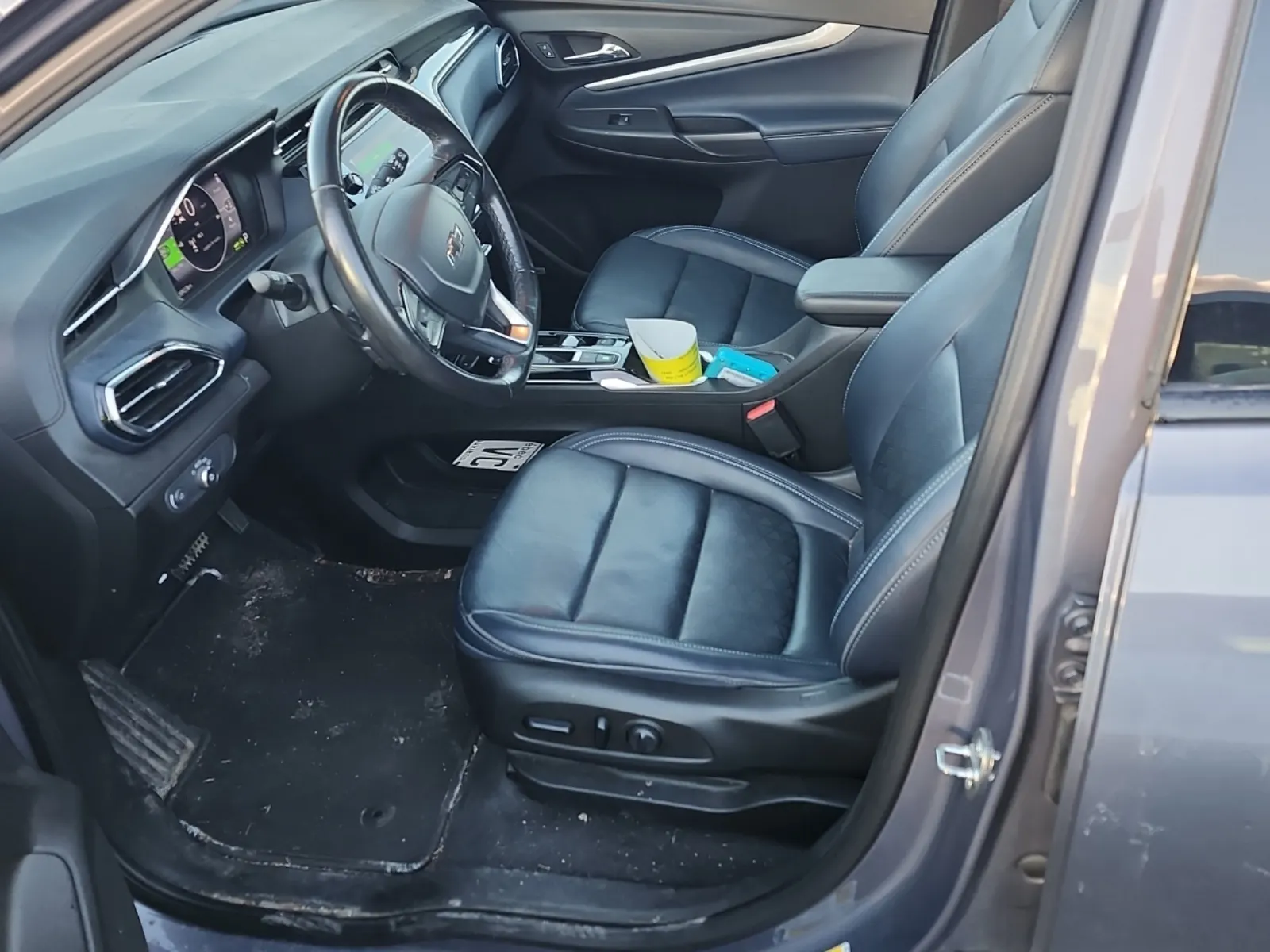 Front Interior Photo