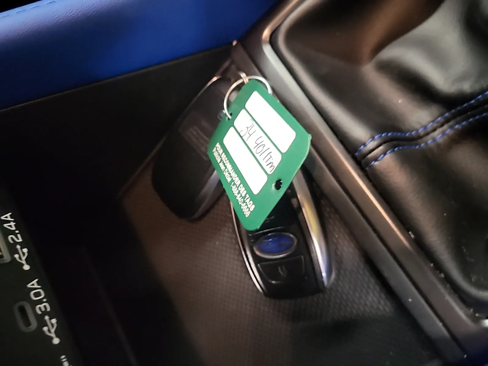 Keys/Fobs/Manual Photo