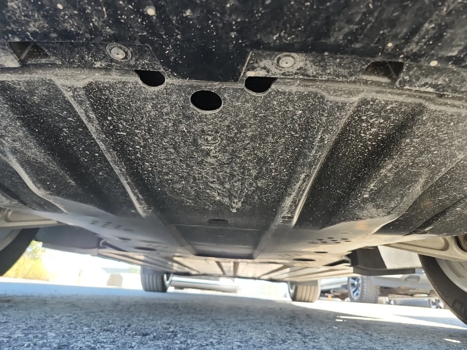 Undercarriage - Front Photo