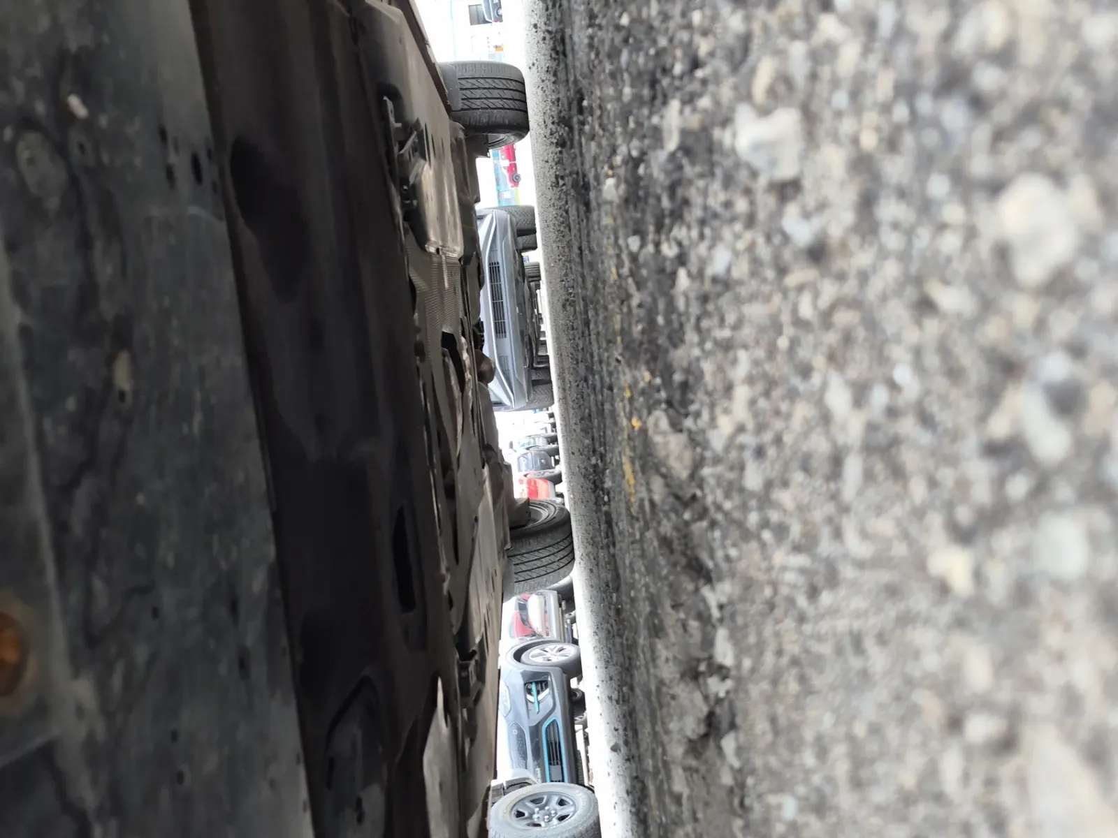 Undercarriage - Front Photo