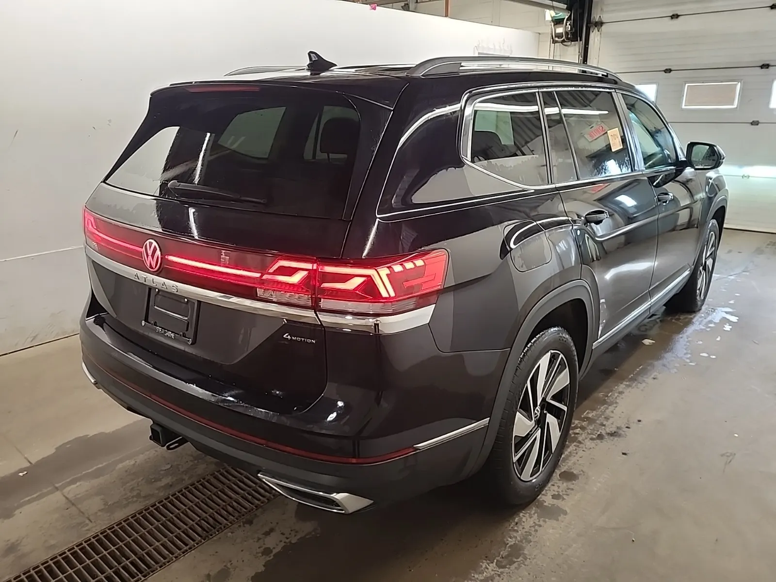 Passenger Rear 3/4 Photo
