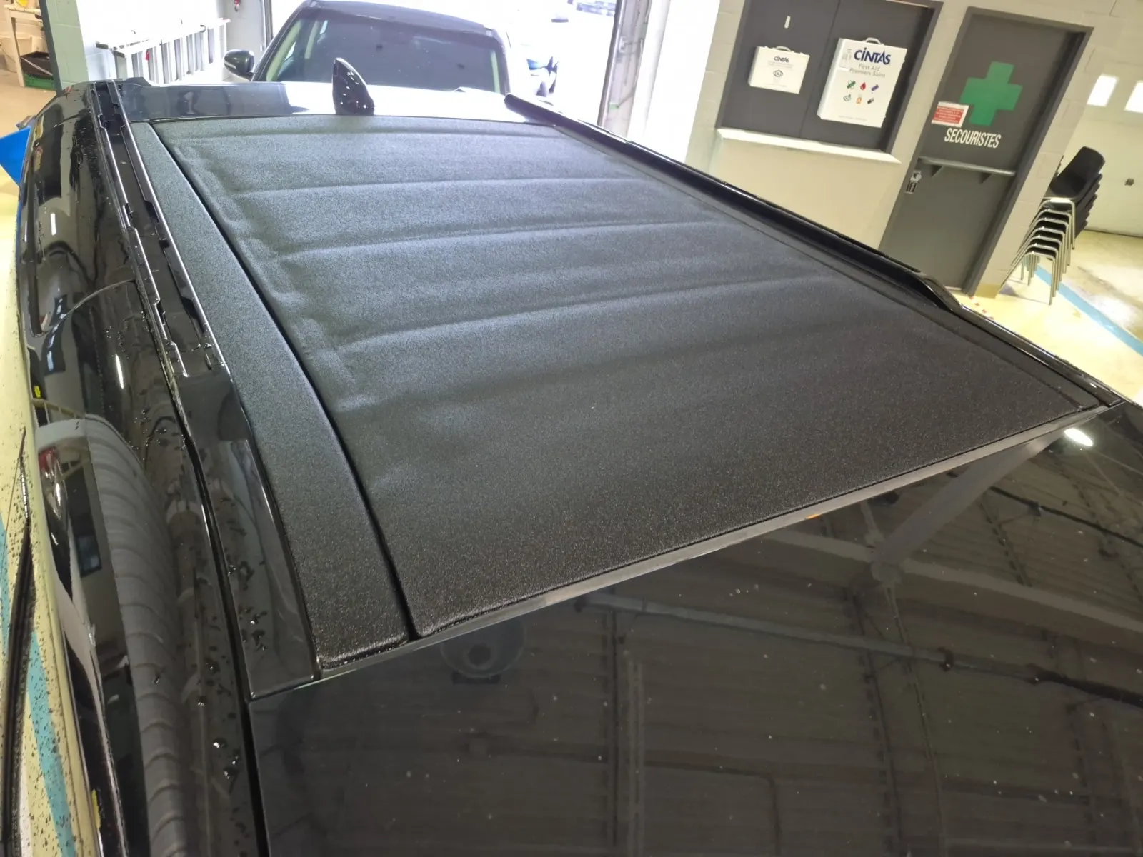 Exterior Roof Photo