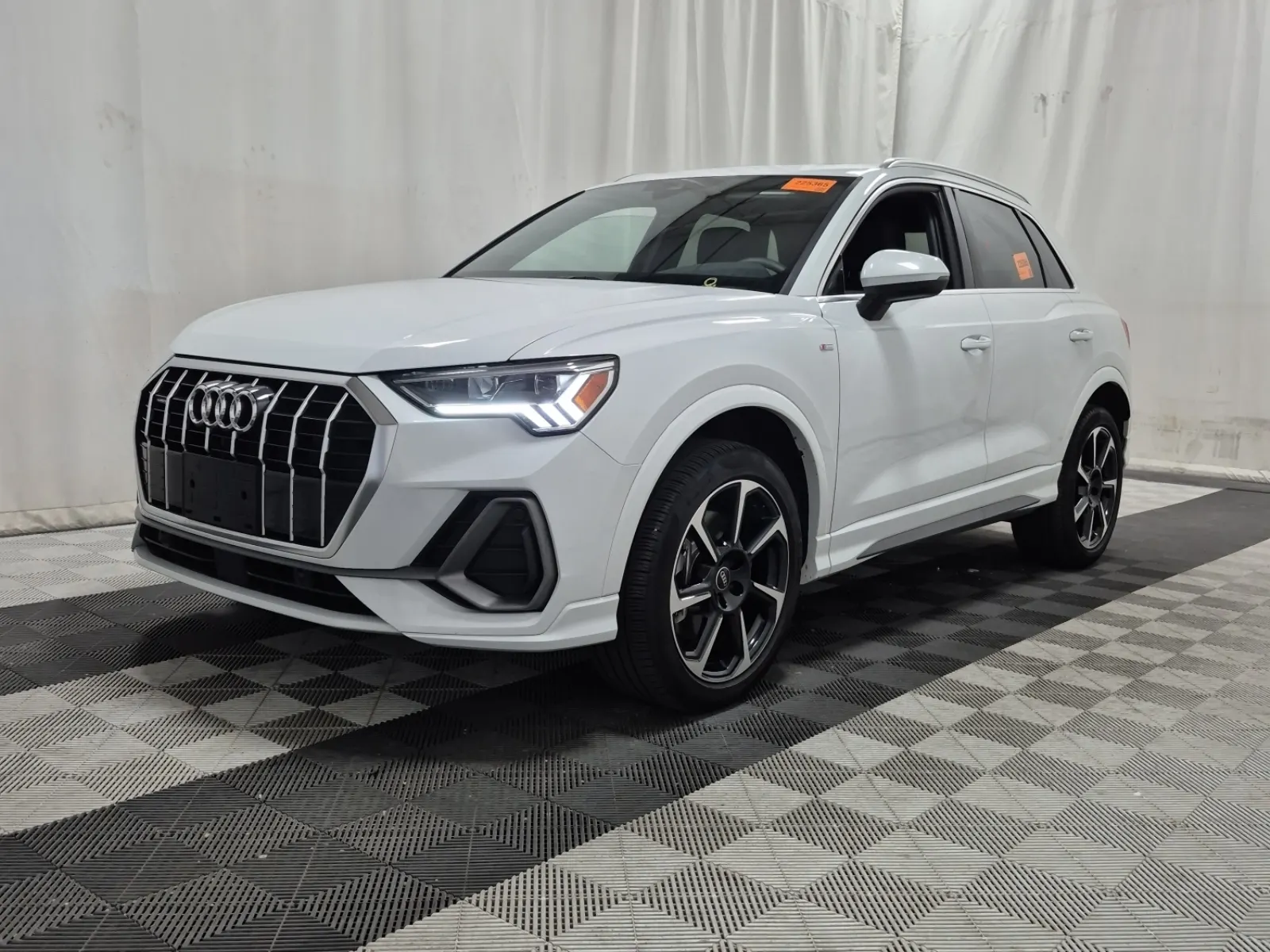 2025 Audi Q3