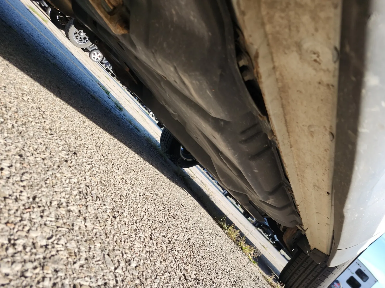 Undercarriage - Driver Photo