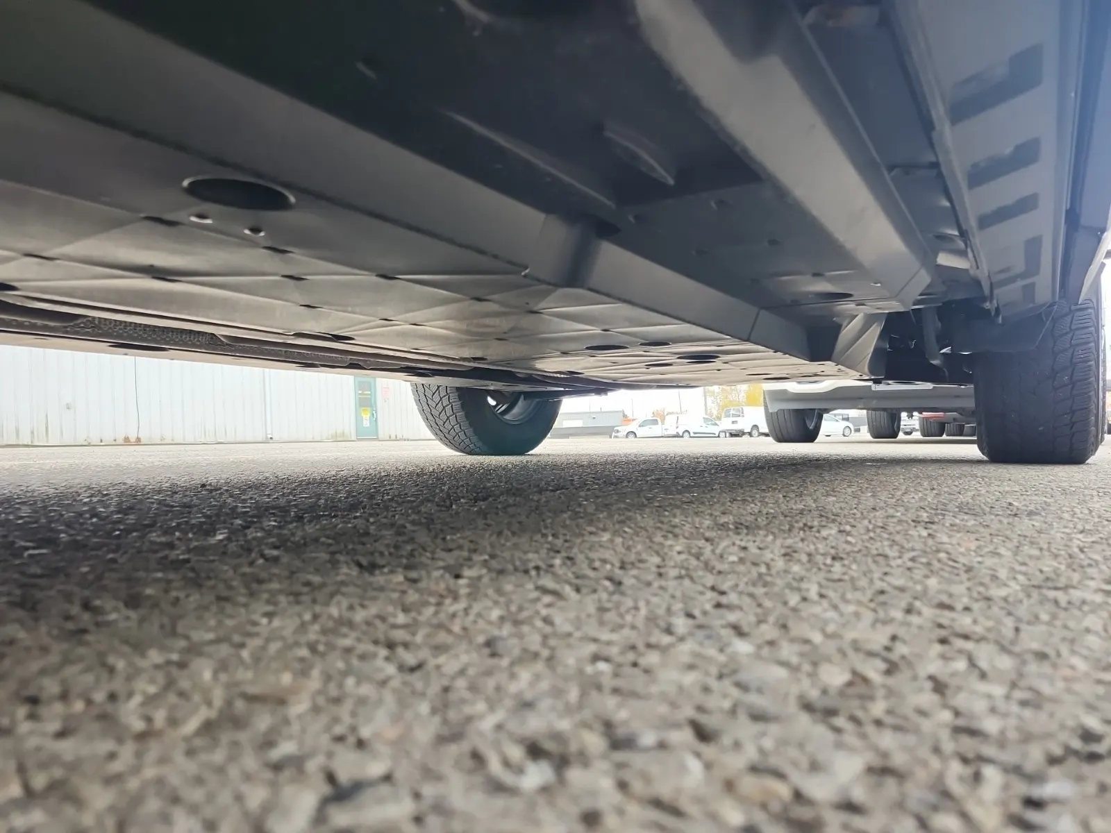 Undercarriage - Driver Photo