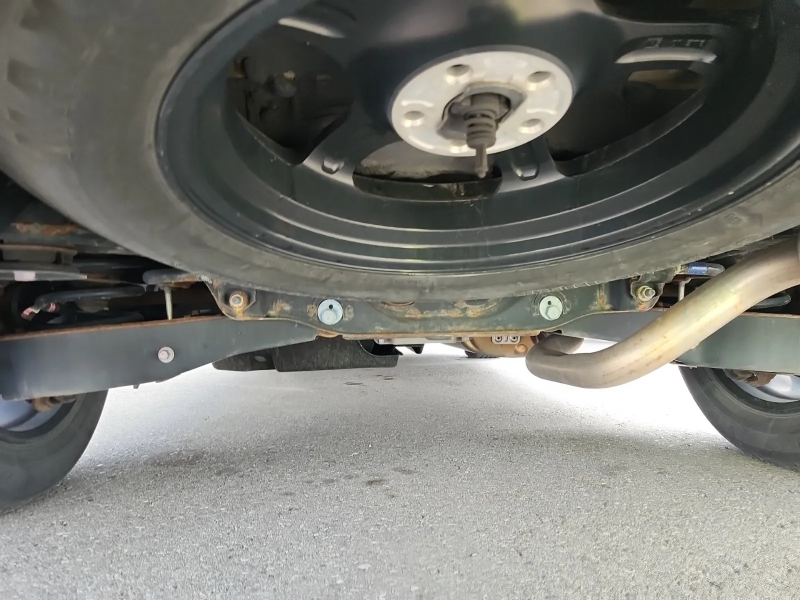Spare Tire & Wheel Photo