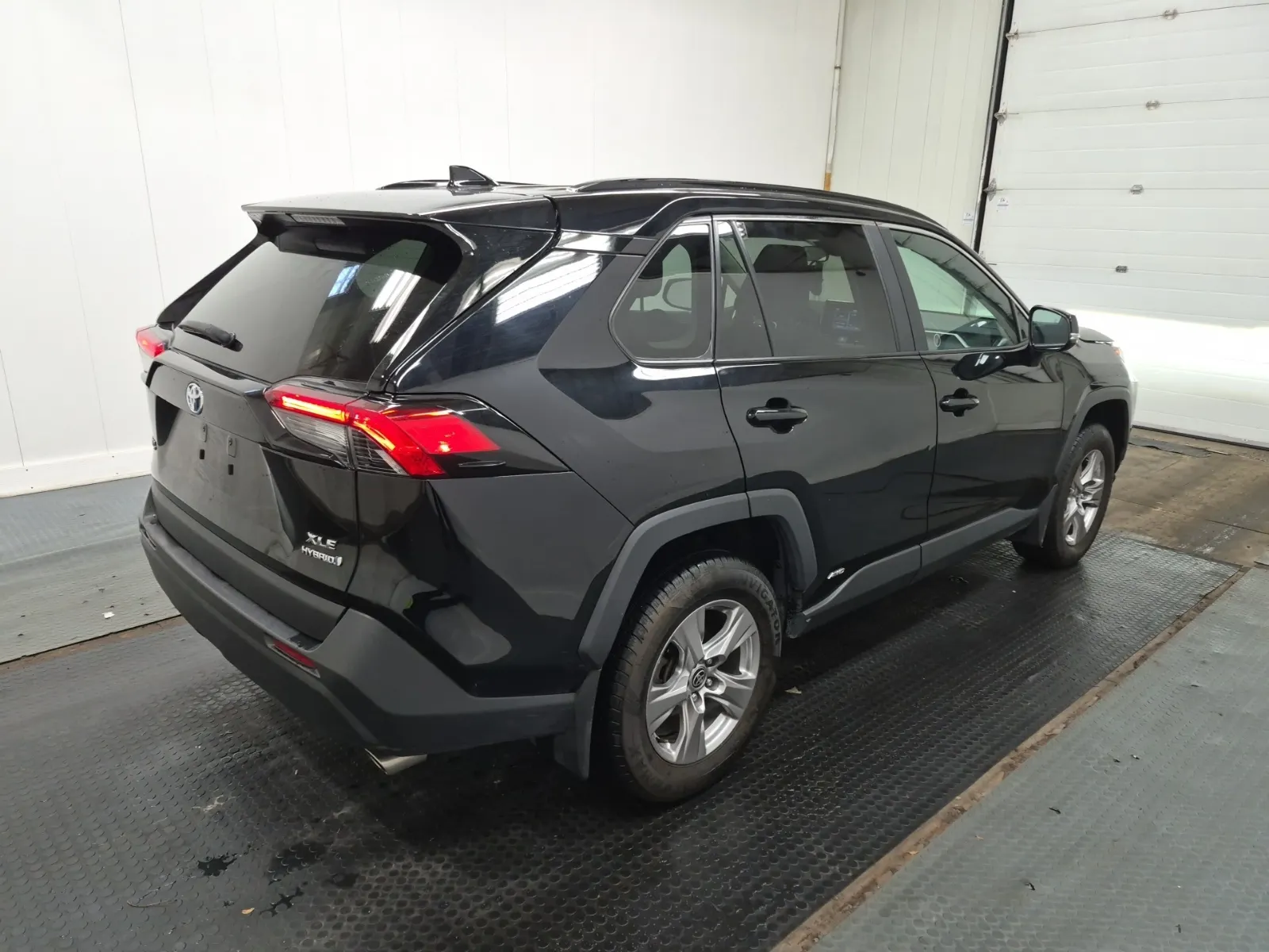 Passenger Rear 3/4 Photo