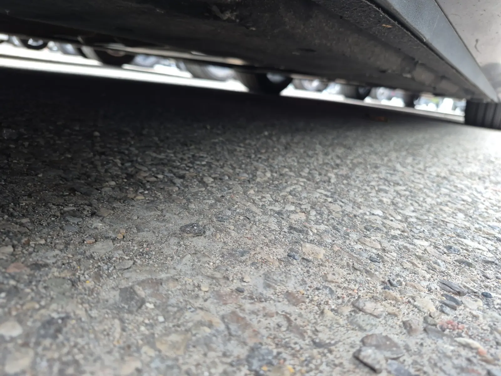 Undercarriage - Driver Photo