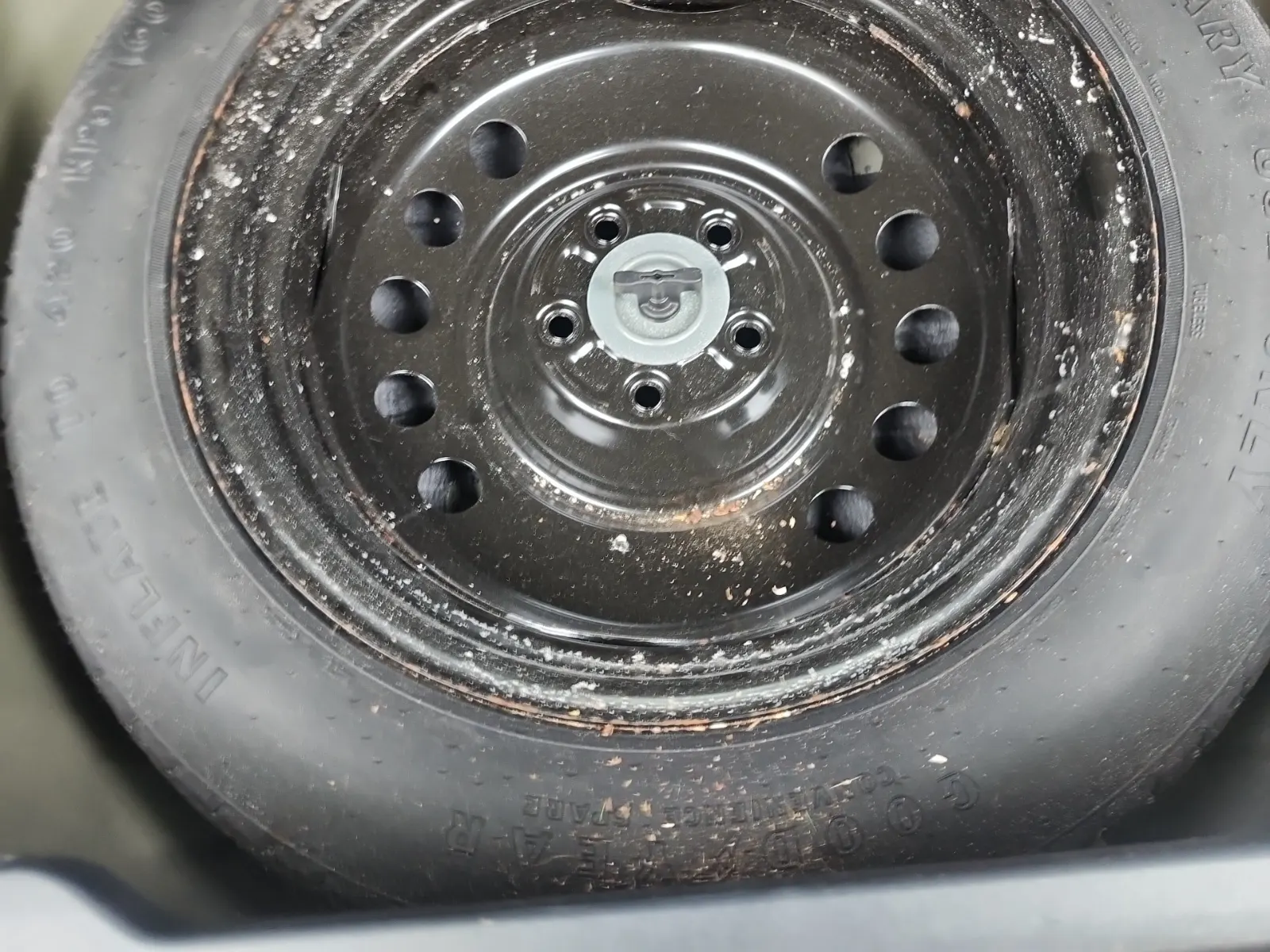 Spare Tire & Wheel Photo