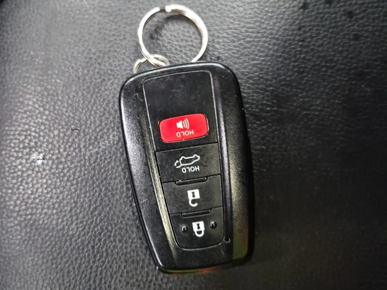 Keys/Fobs/Manual Photo