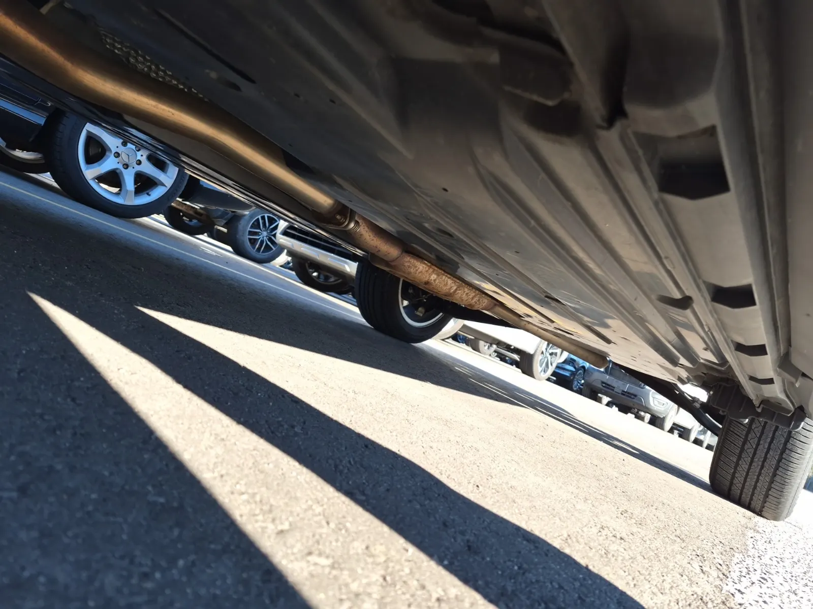 Undercarriage - Driver Photo