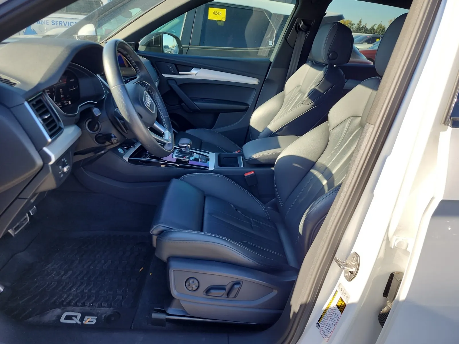 Front Interior Photo