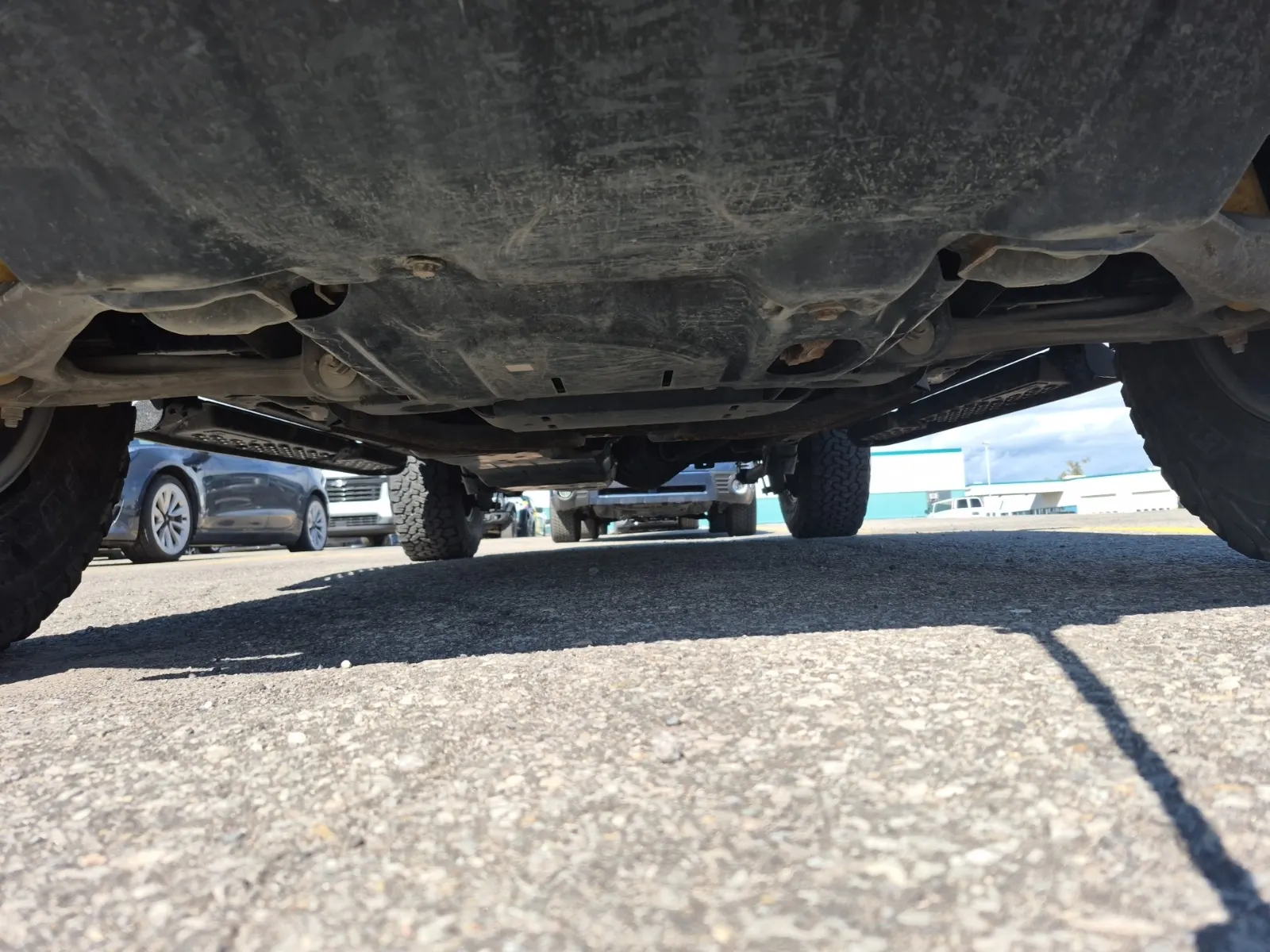 Undercarriage - Front Photo