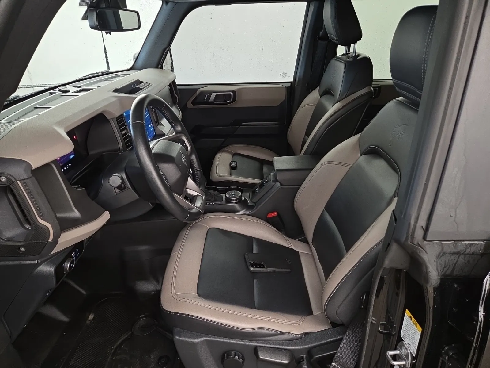 Front Interior Photo