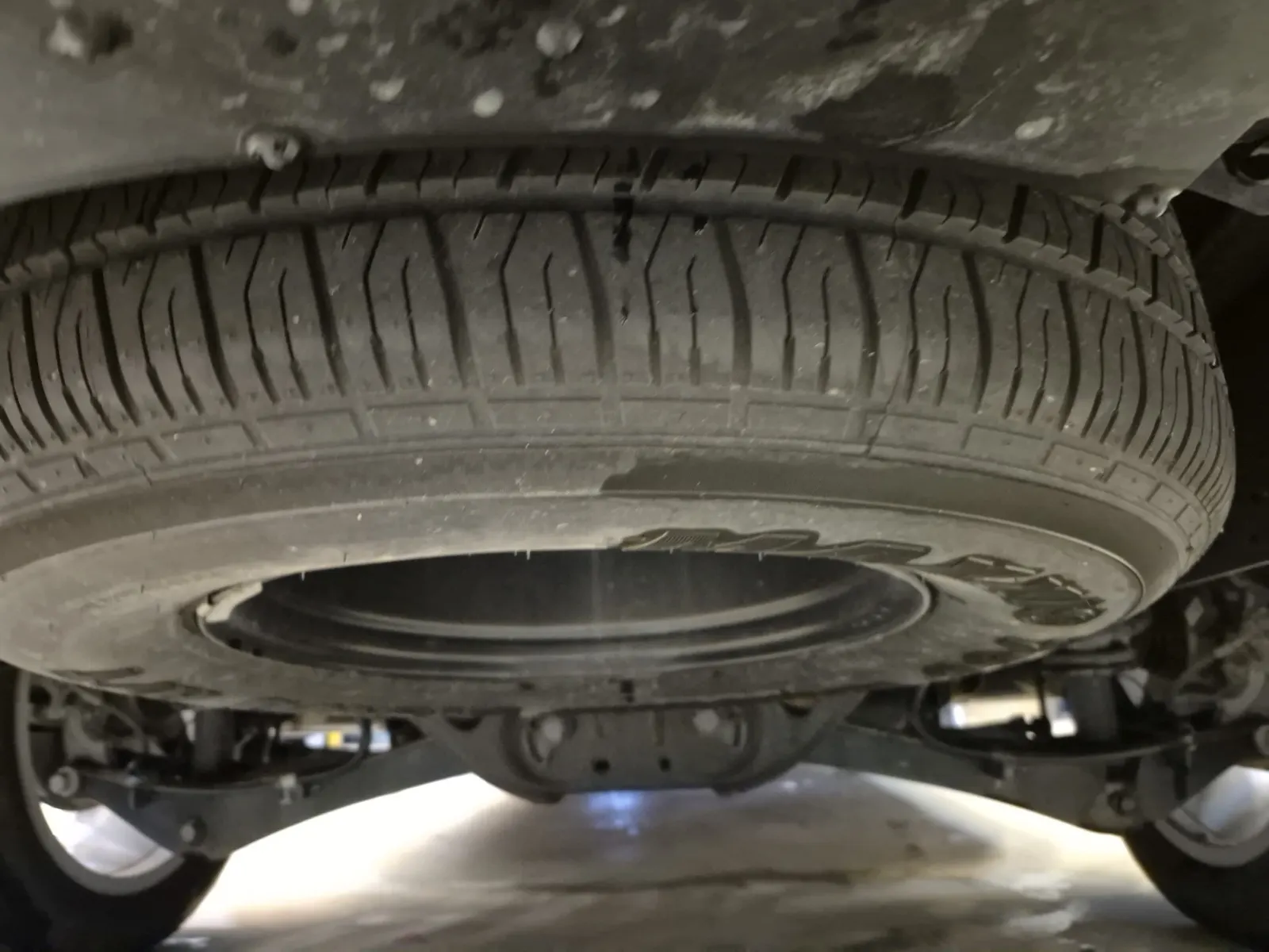 Spare Tire & Wheel Photo