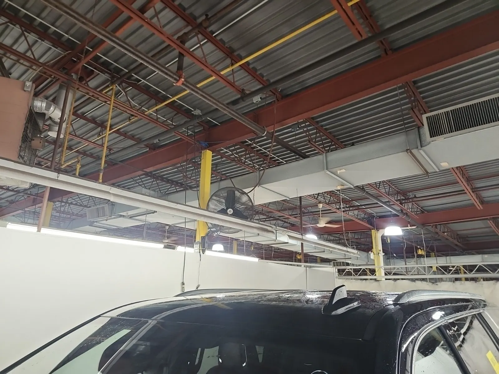 Exterior Roof Photo