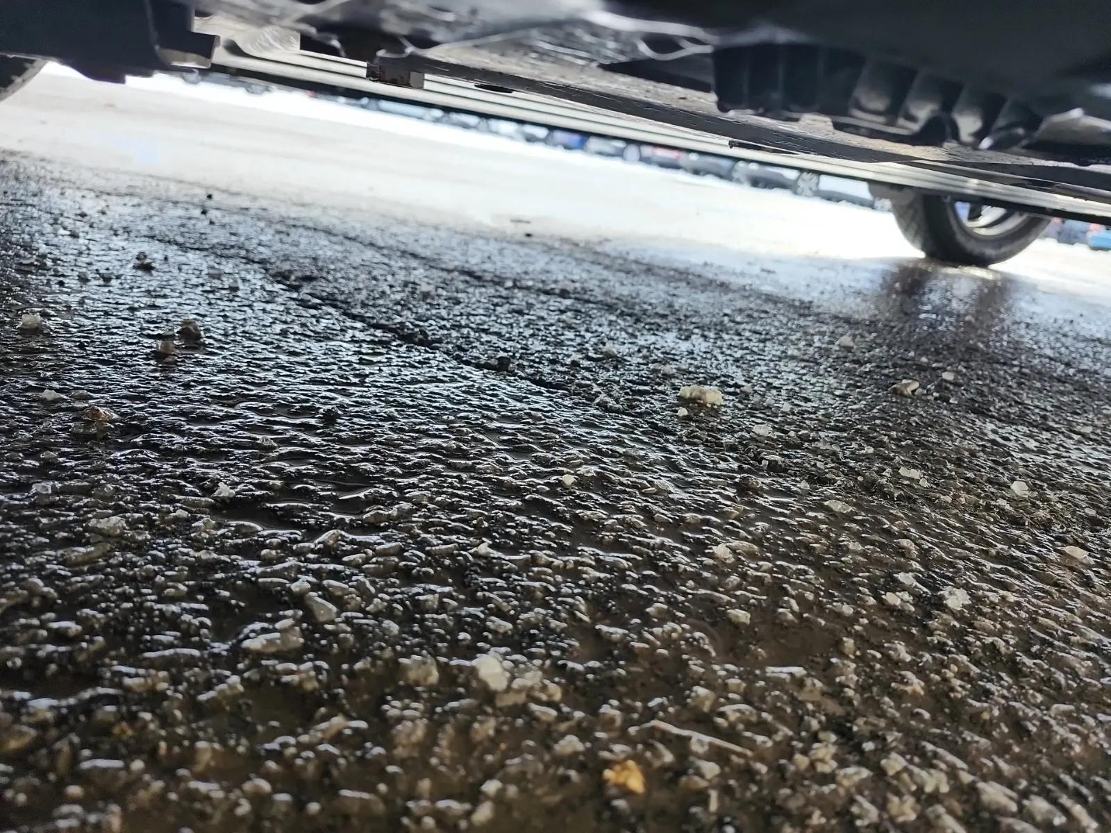 Undercarriage - Driver Photo